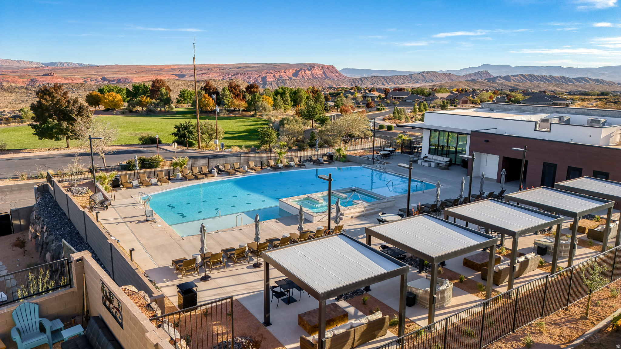 SOLIS AT CORAL CANYON - Residential
