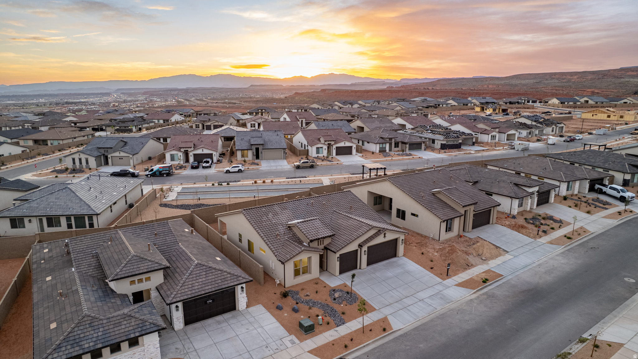 SOLIS AT CORAL CANYON - Residential