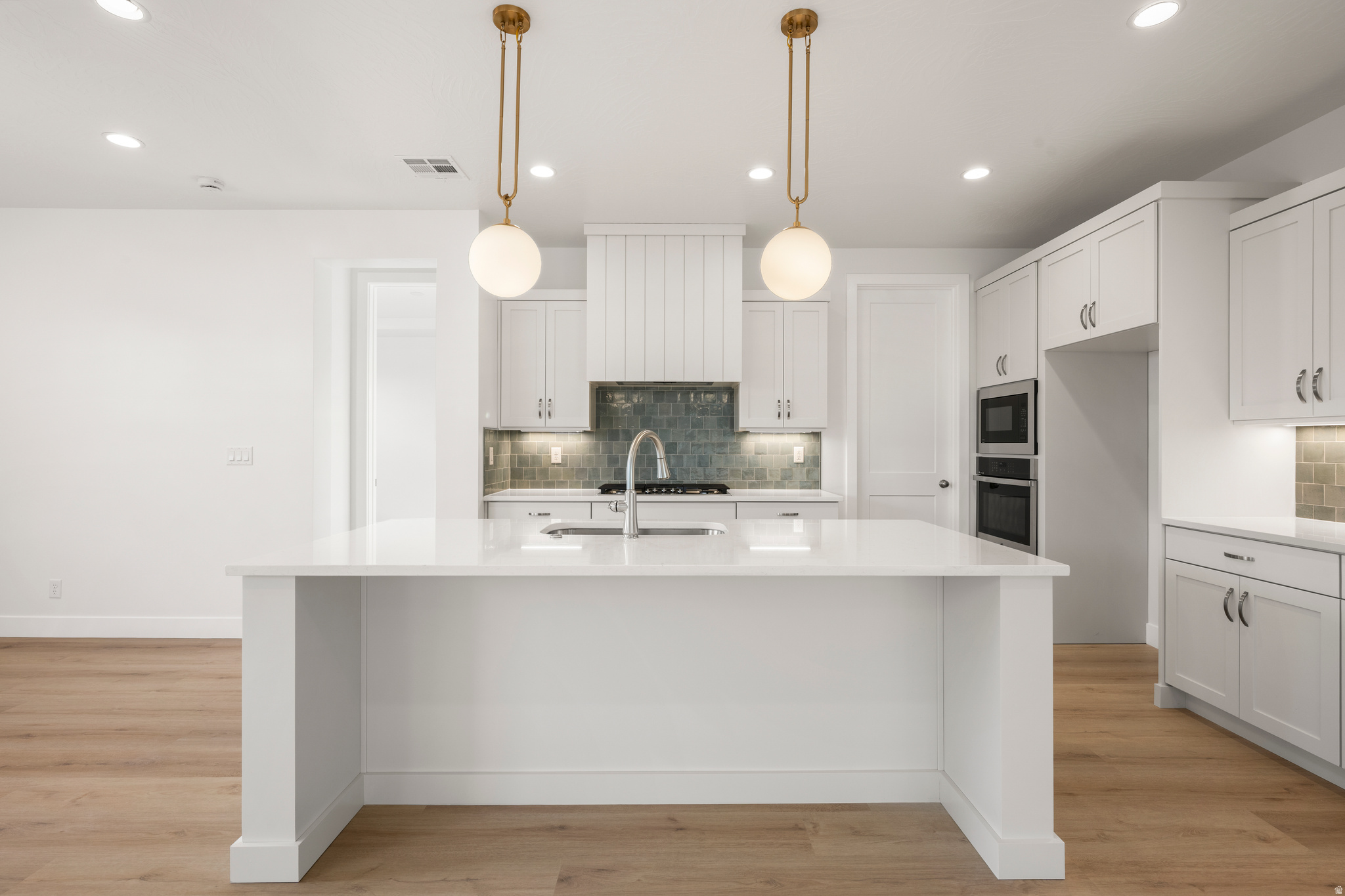 SOLIS AT CORAL CANYON - Residential