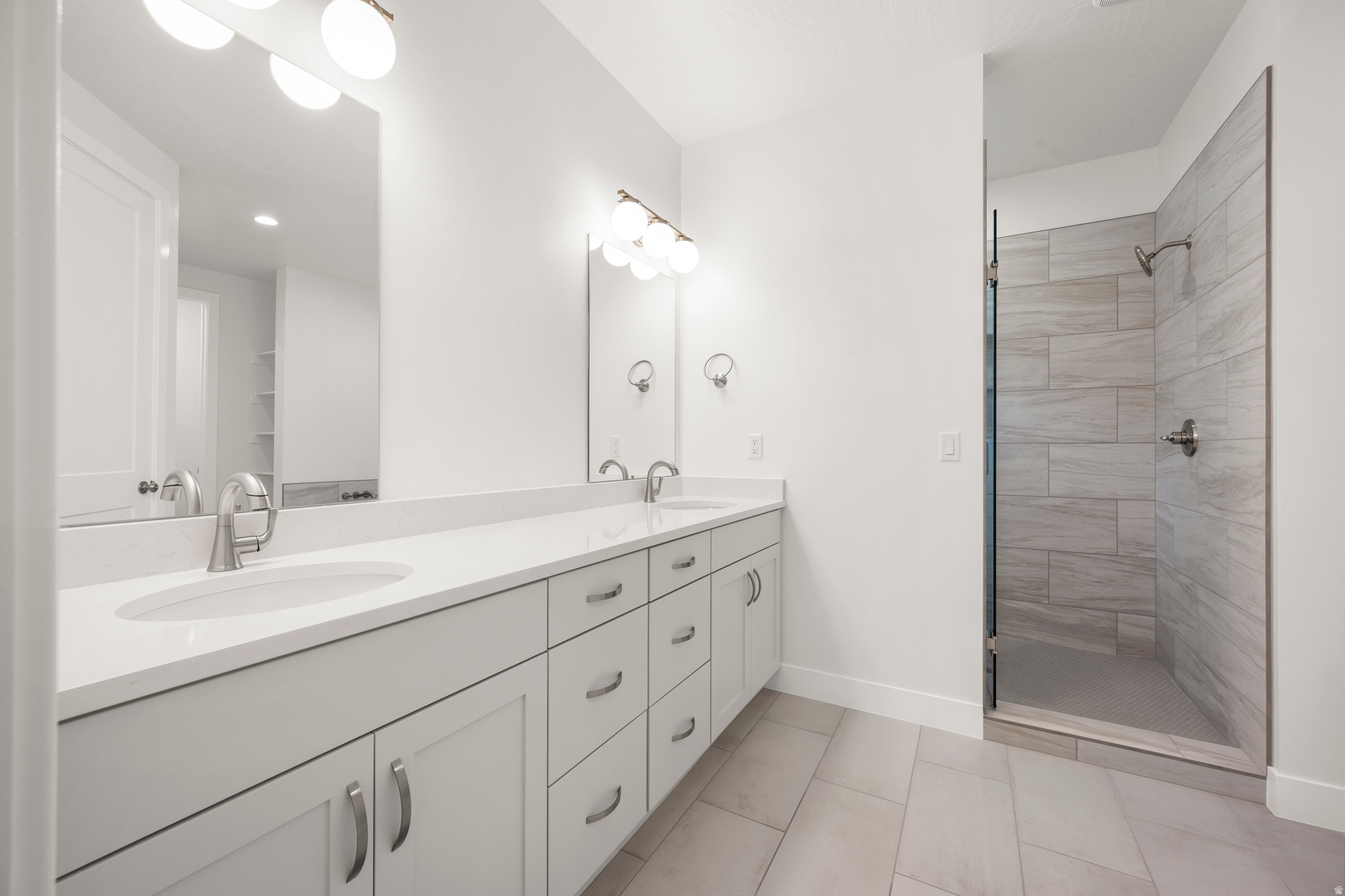 SOLIS AT CORAL CANYON - Residential