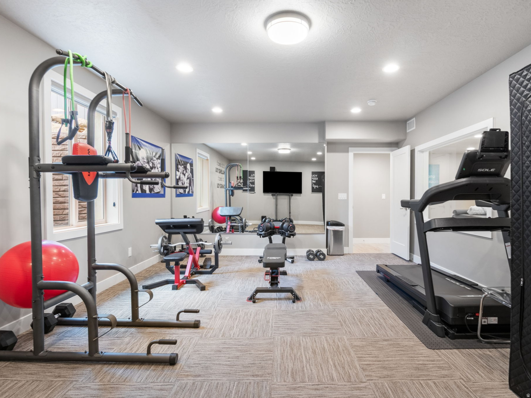 HIGHLAND HEIGHTS - Residential