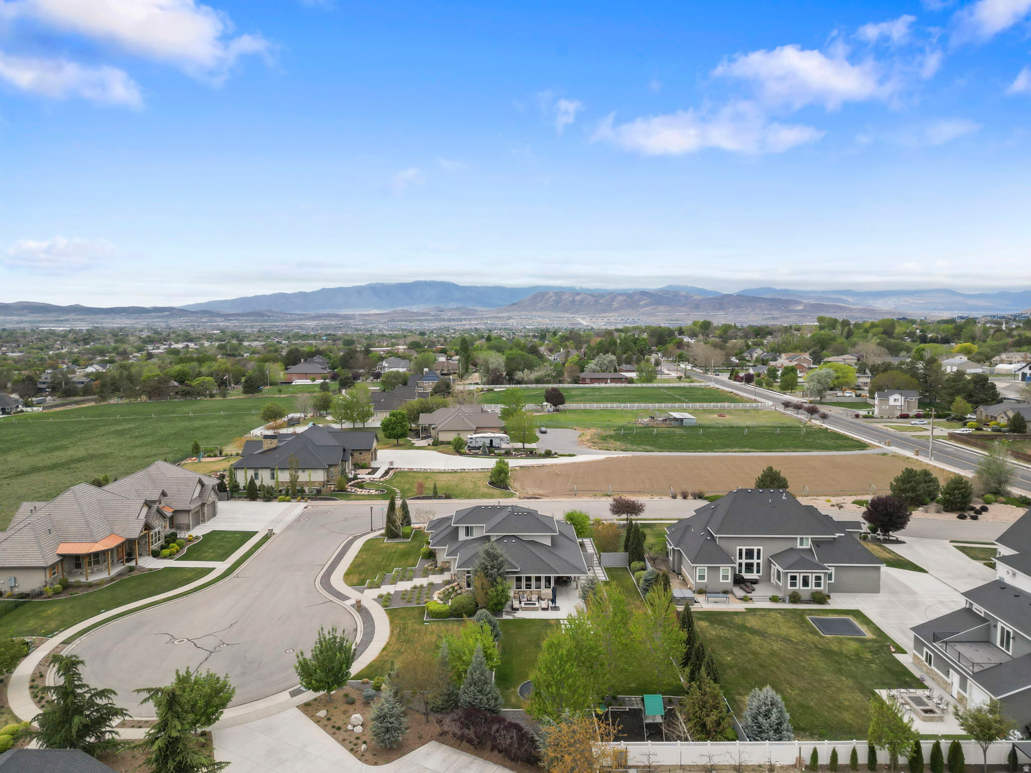 HIGHLAND HEIGHTS - Residential