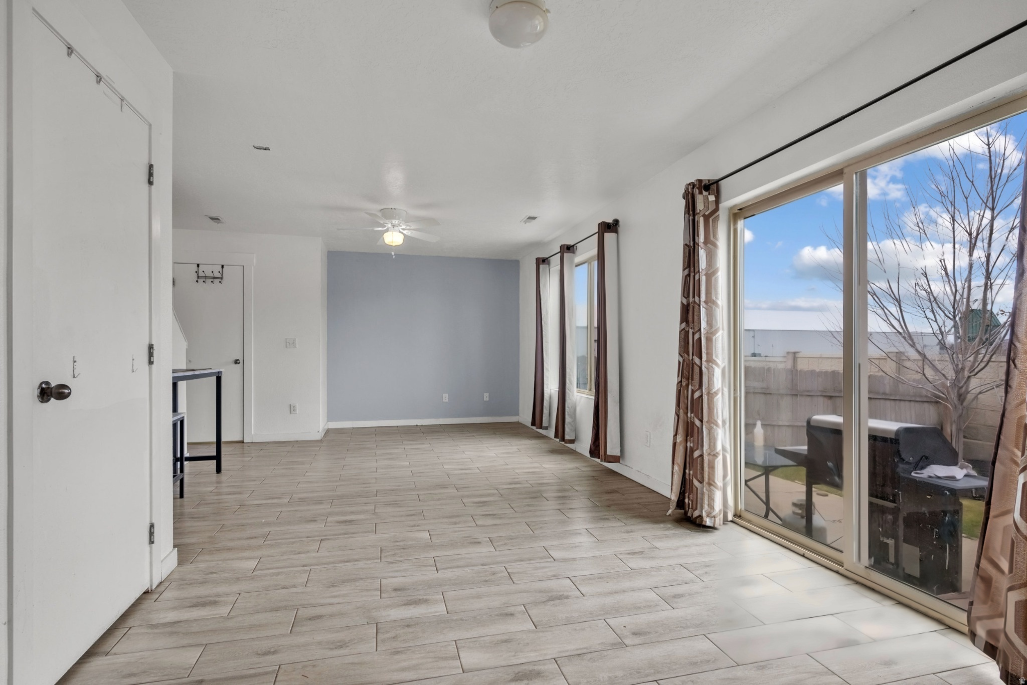 SPANISH FIELDS - Residential