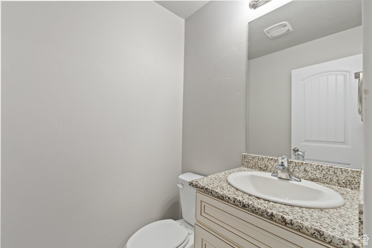 COLONIAL PARK - Residential