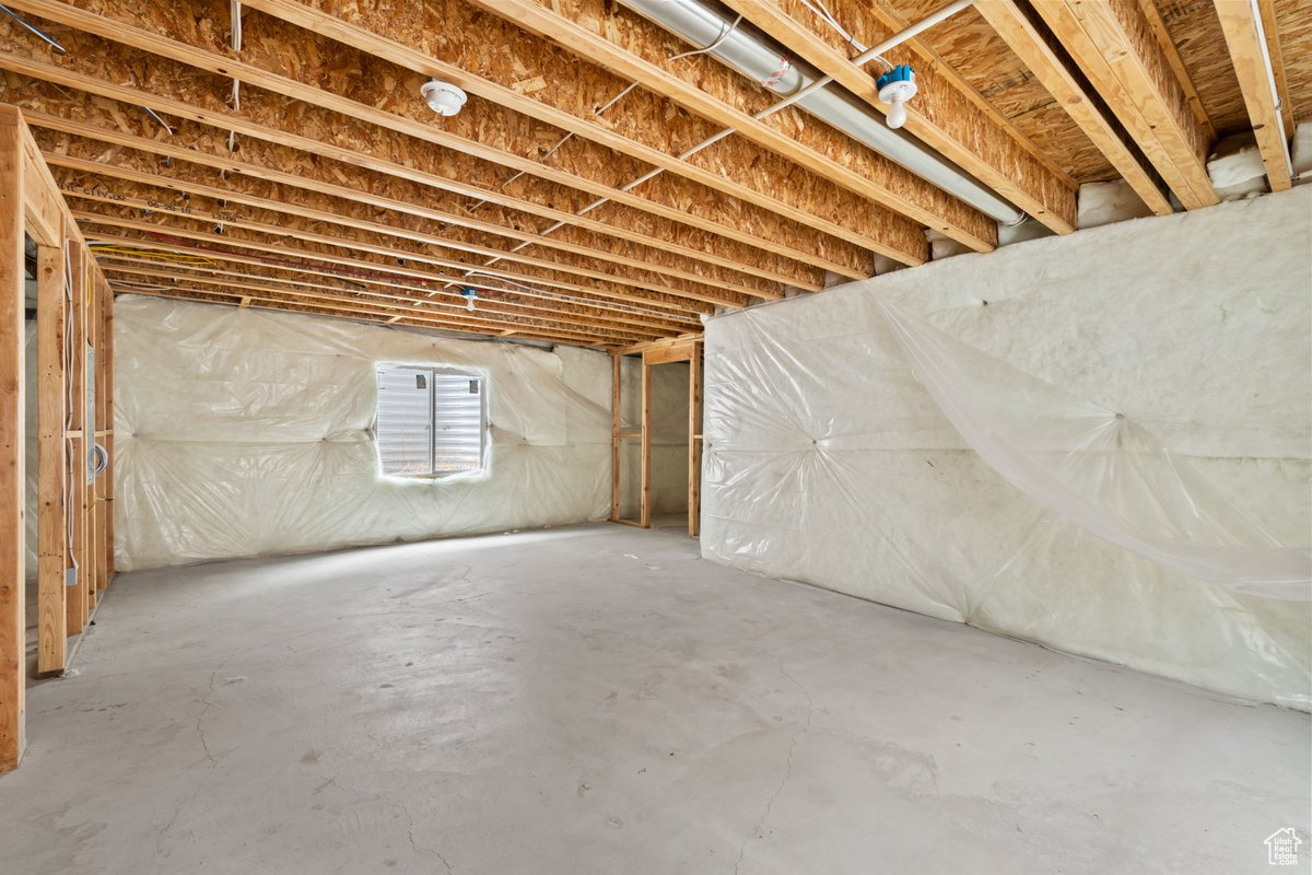 COLONIAL PARK - Residential