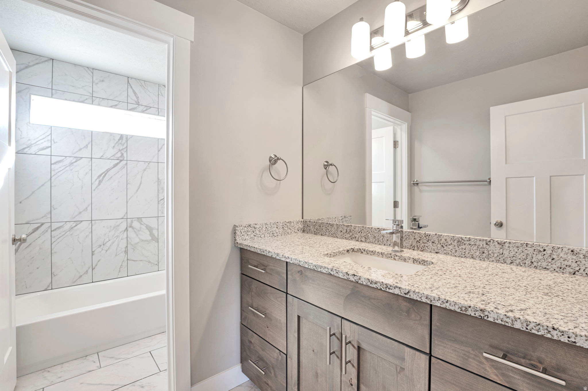 GLOVER ESTATES - Residential