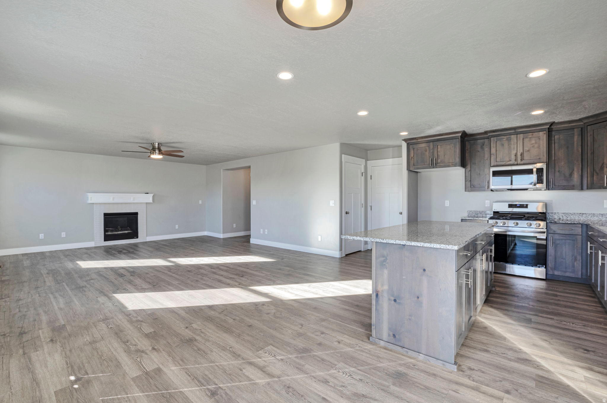 GLOVER ESTATES - Residential