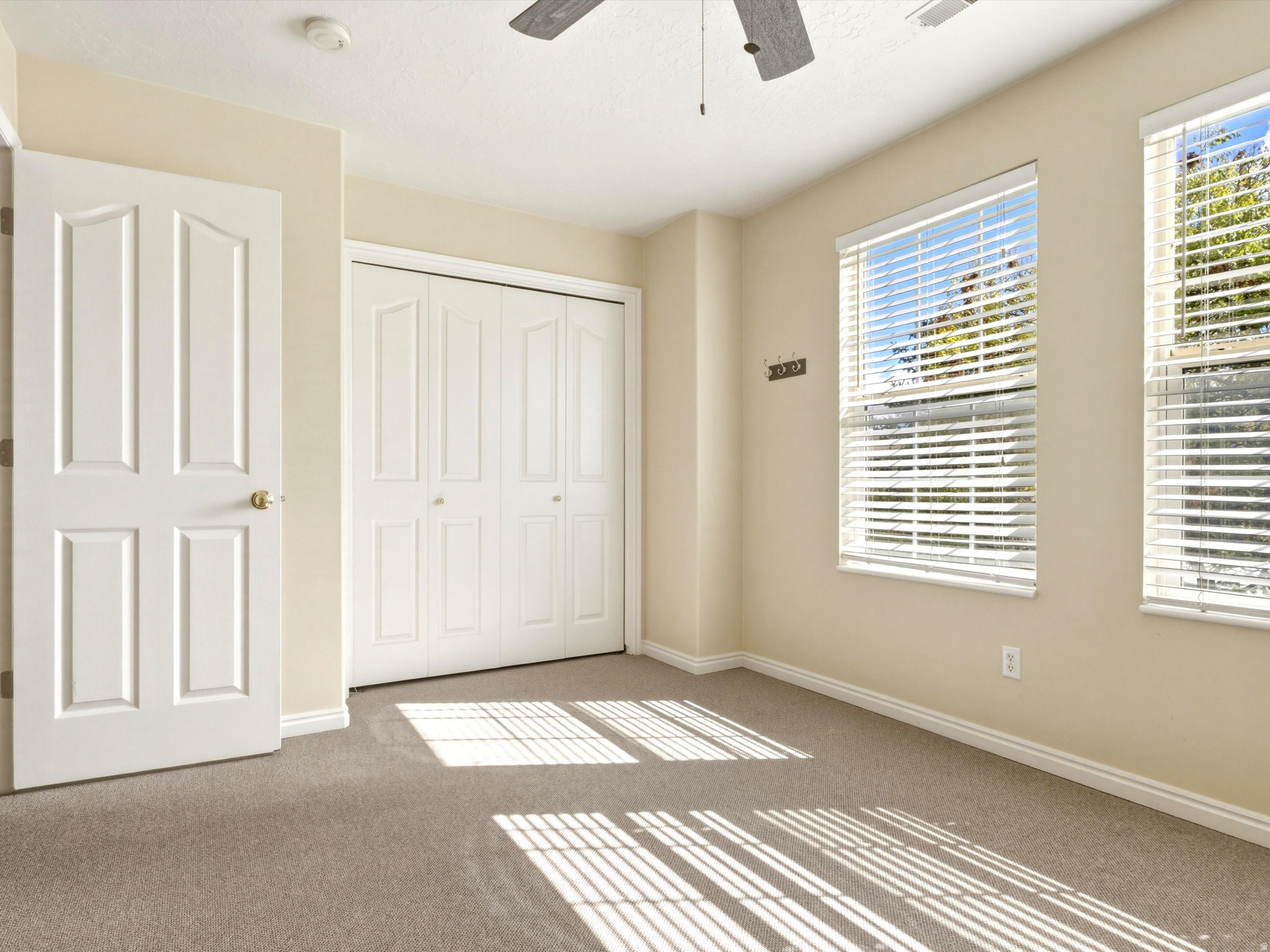 SOUTH WILLOW CREEK C - Residential