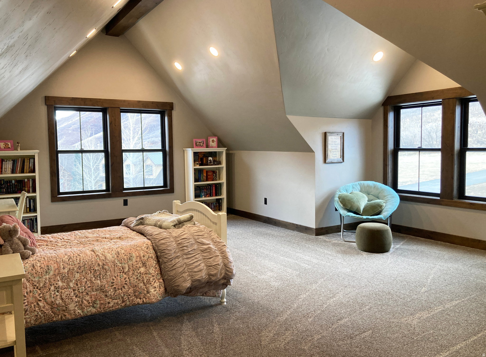 COTTAGES AT HOBBLECREEK - Residential