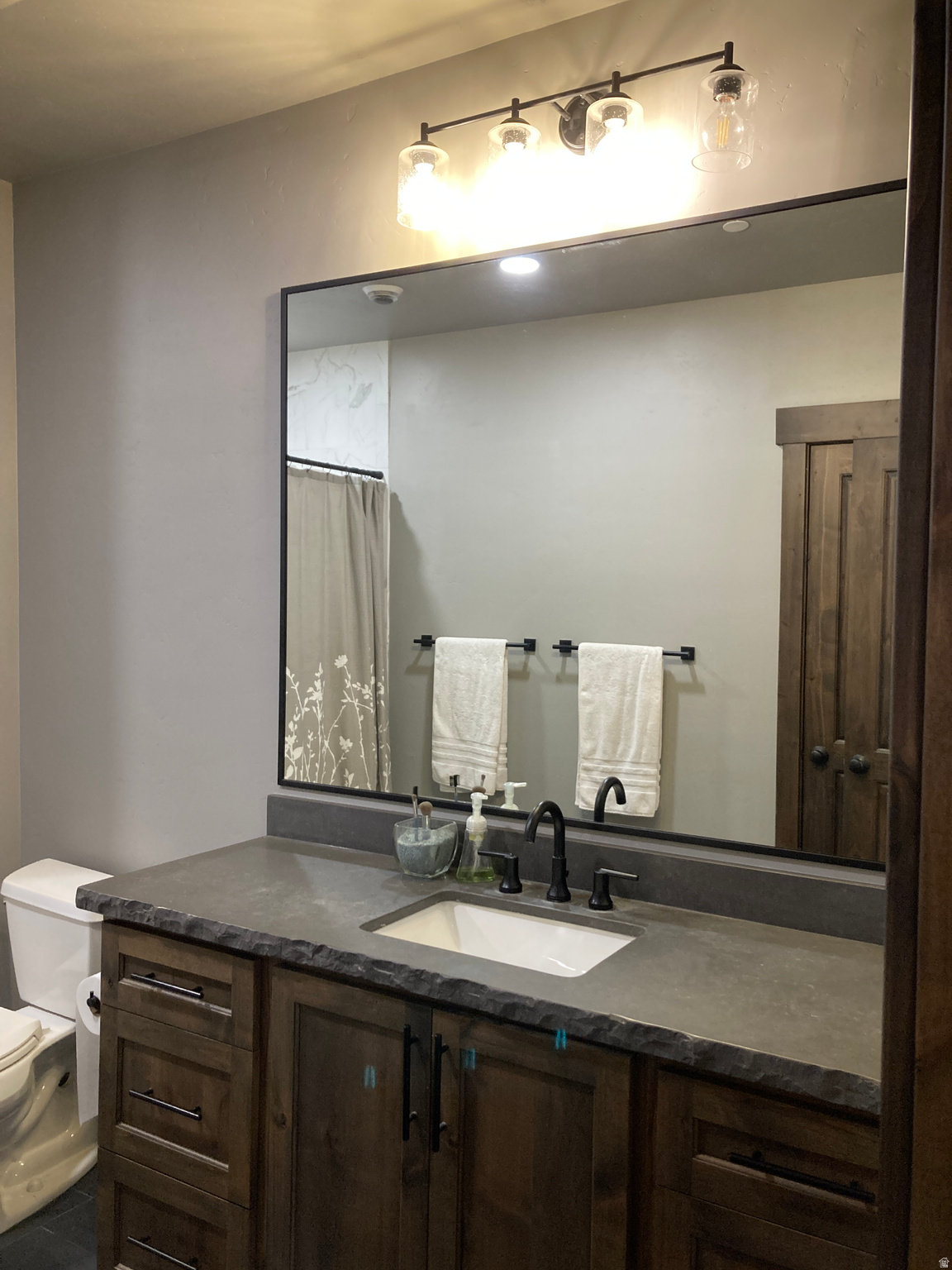 COTTAGES AT HOBBLECREEK - Residential