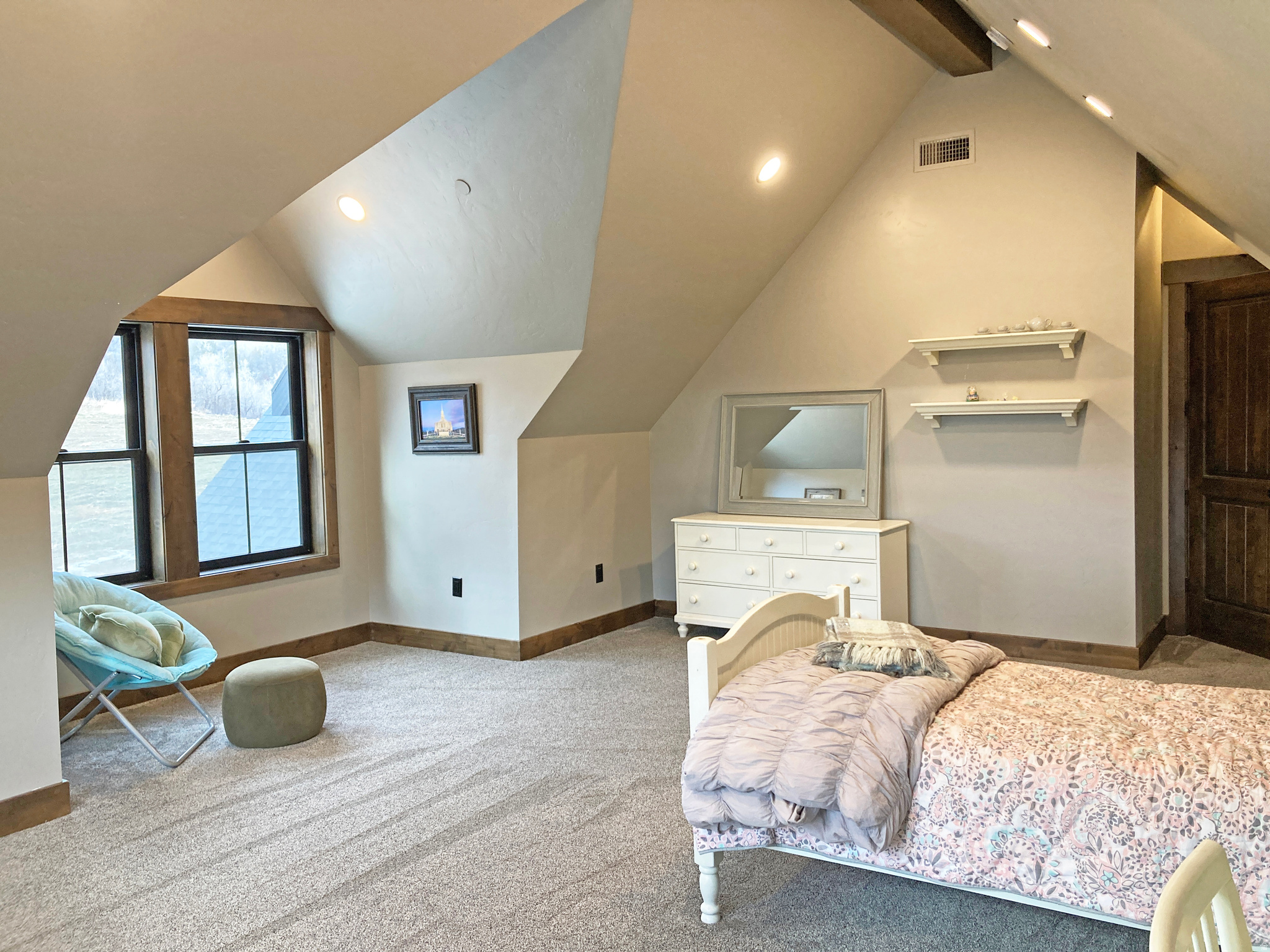 COTTAGES AT HOBBLECREEK - Residential