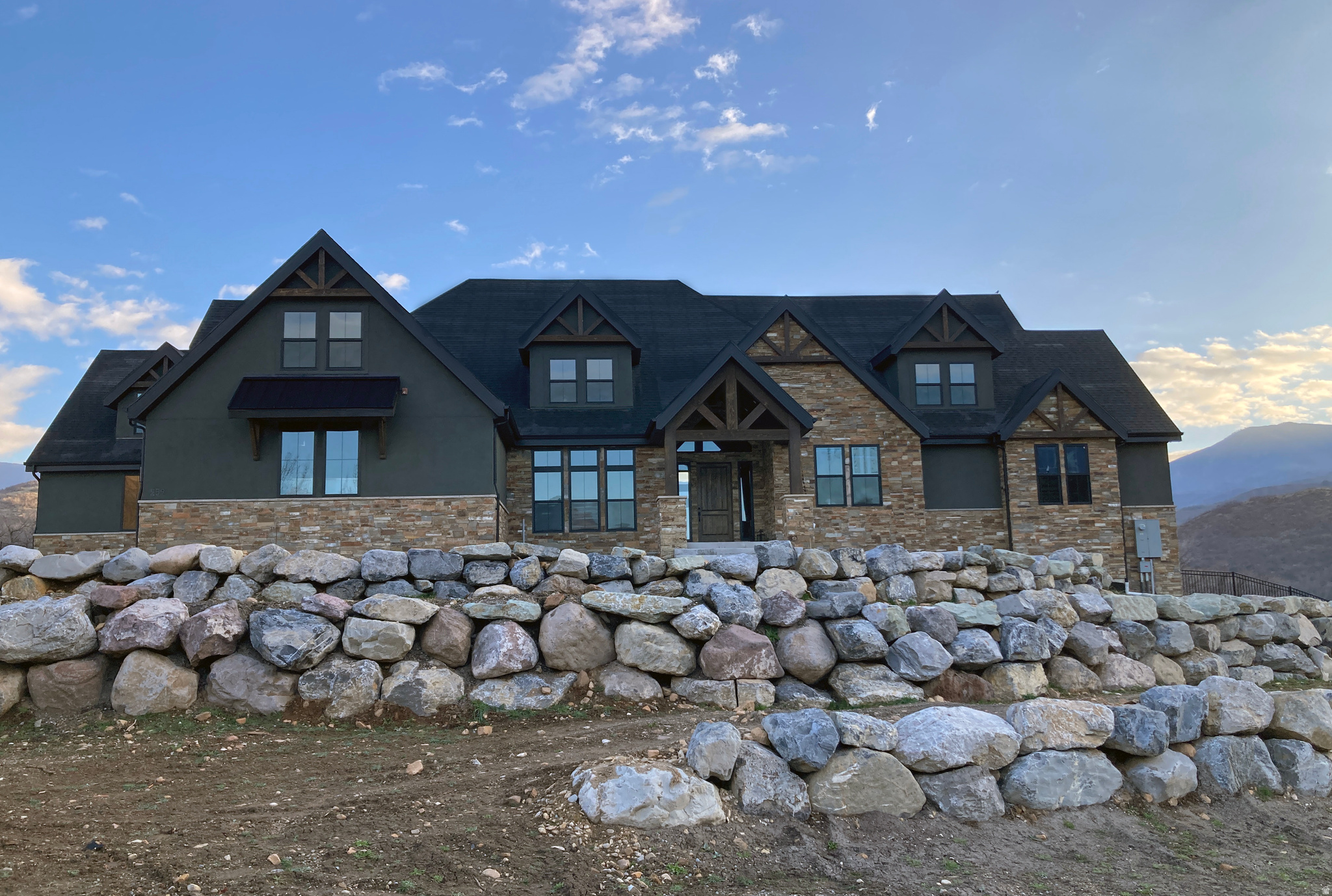 COTTAGES AT HOBBLECREEK - Residential