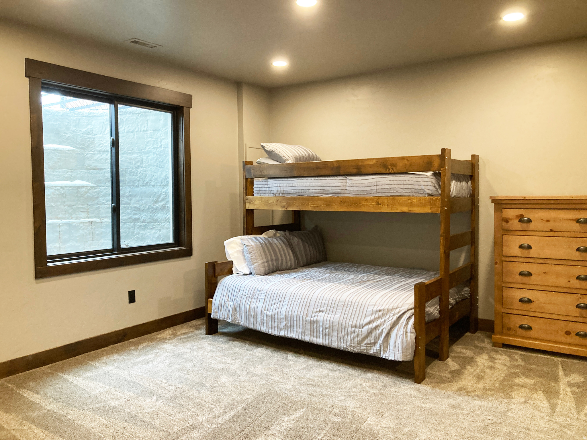 COTTAGES AT HOBBLECREEK - Residential