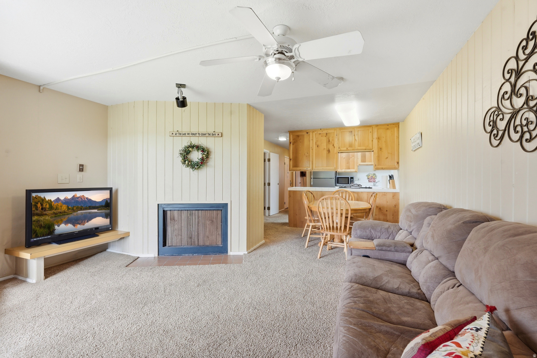 IDEAL BEACH - Residential