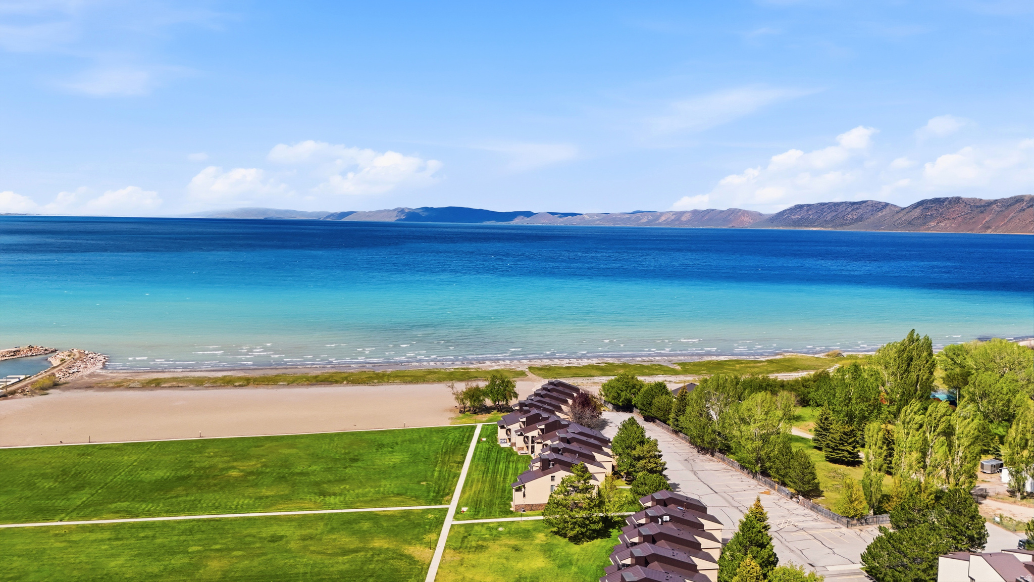 IDEAL BEACH - Residential