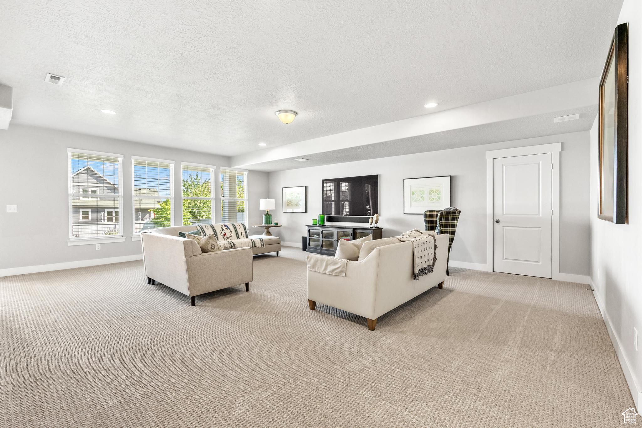 KENNECOTT - Residential