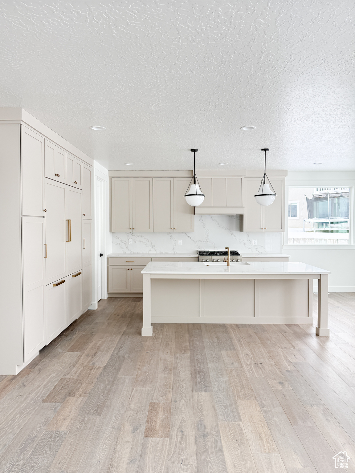 AMBLEVIEW ESTATES - Residential