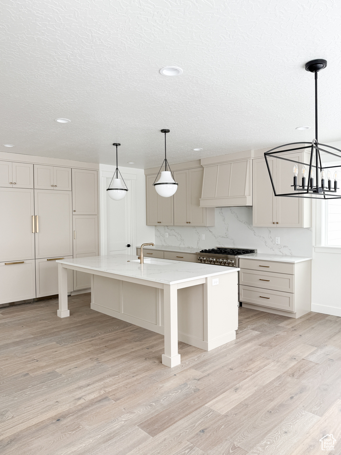 AMBLEVIEW ESTATES - Residential