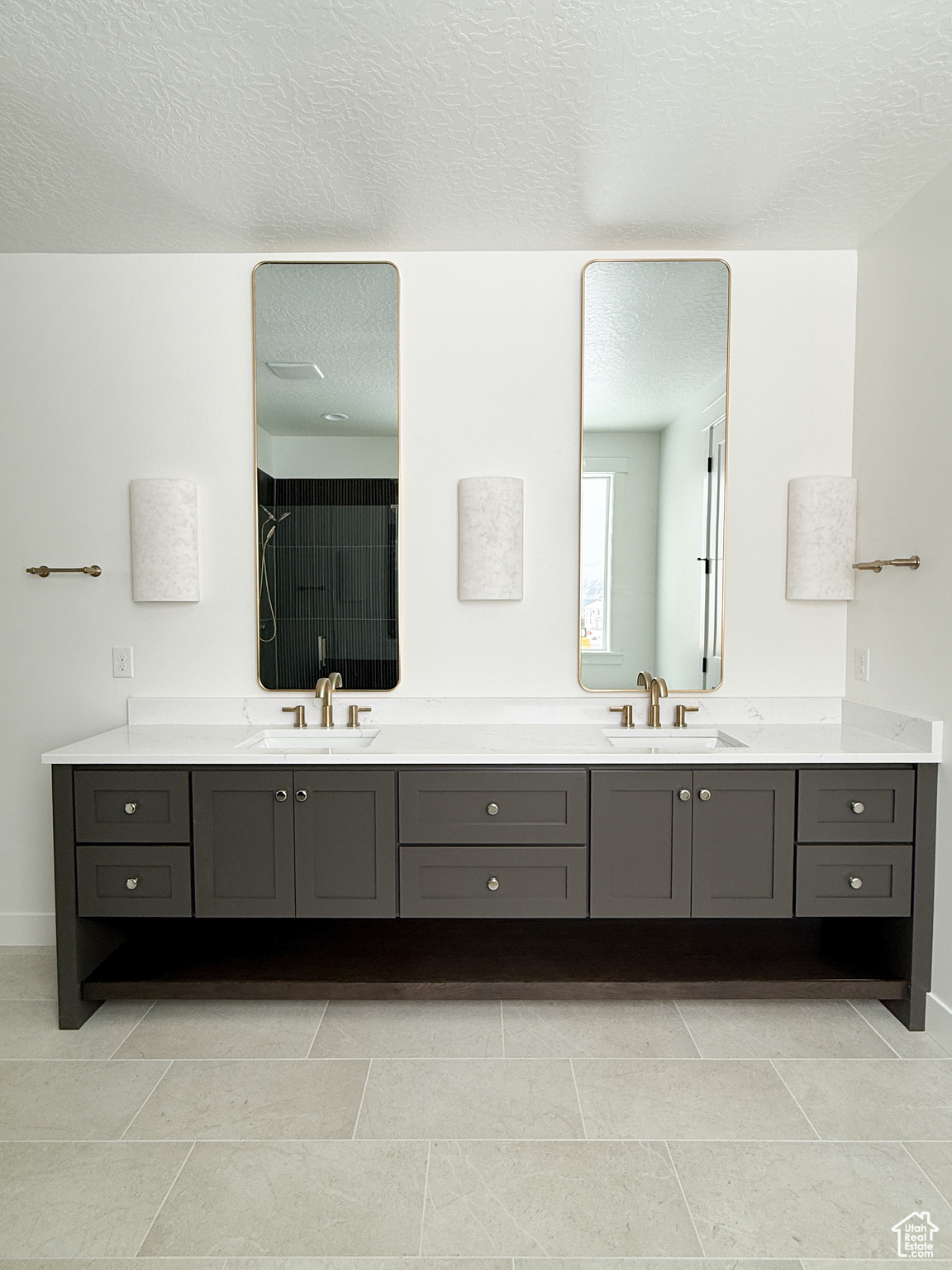 AMBLEVIEW ESTATES - Residential