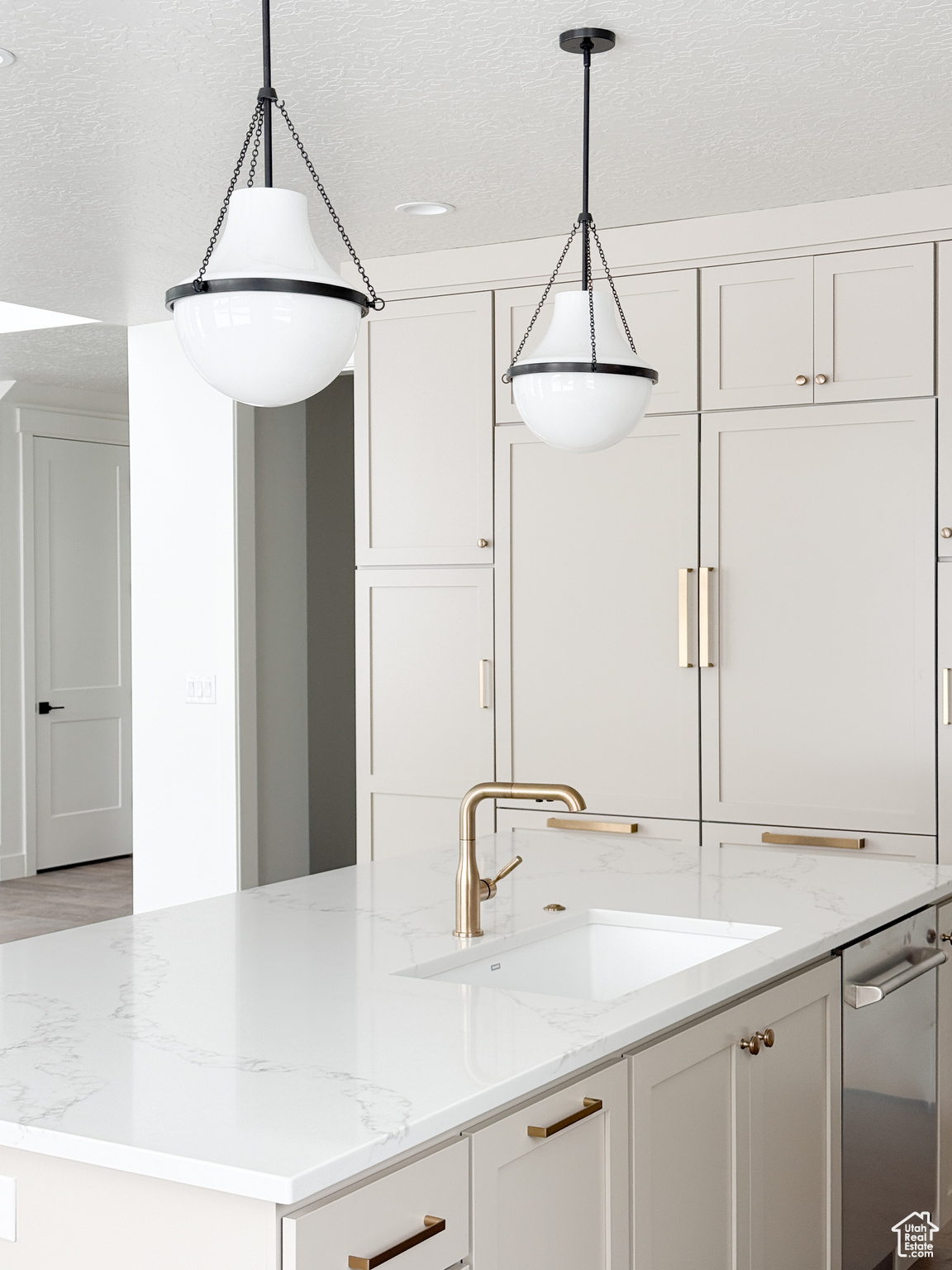 AMBLEVIEW ESTATES - Residential