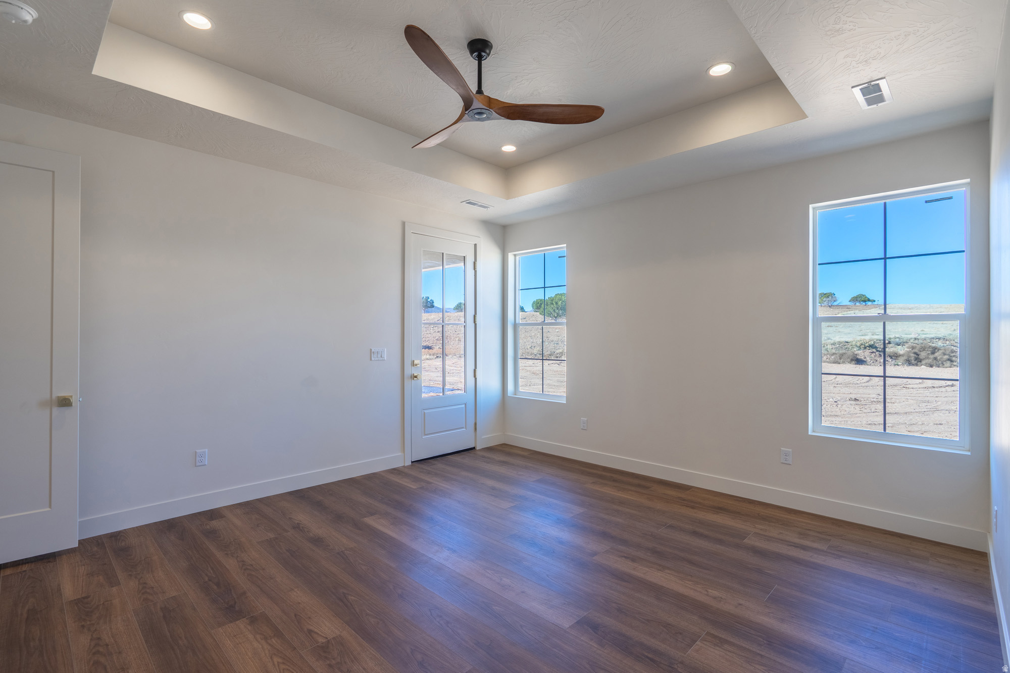 NORTH HILL EST - Residential