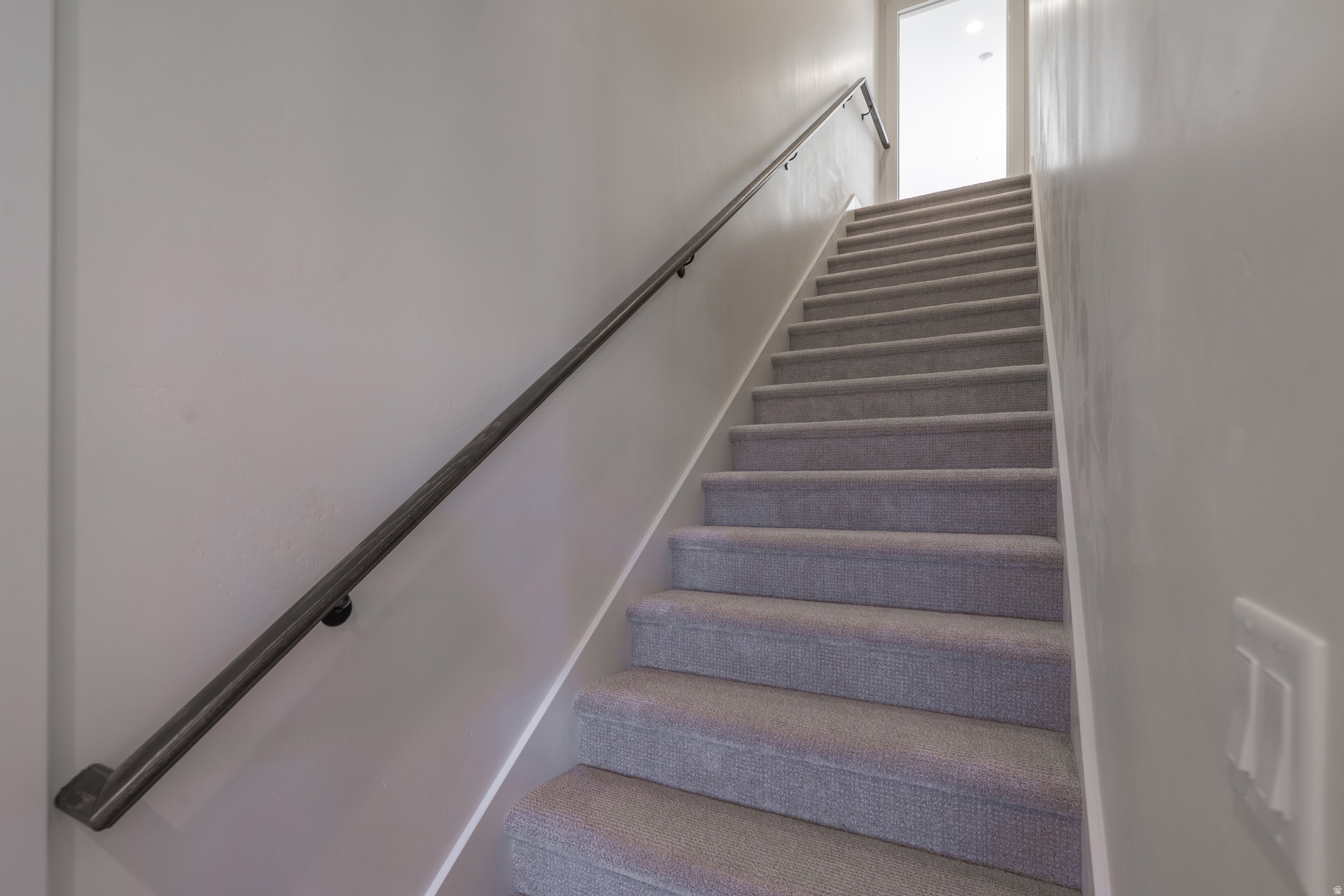 NORTH HILL EST - Residential