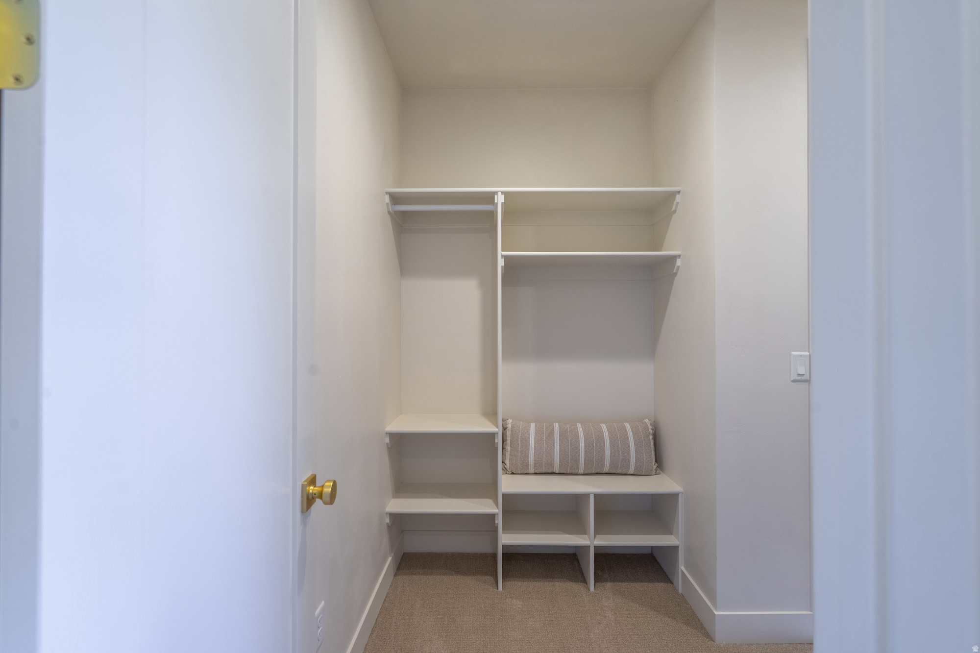 NORTH HILL EST - Residential