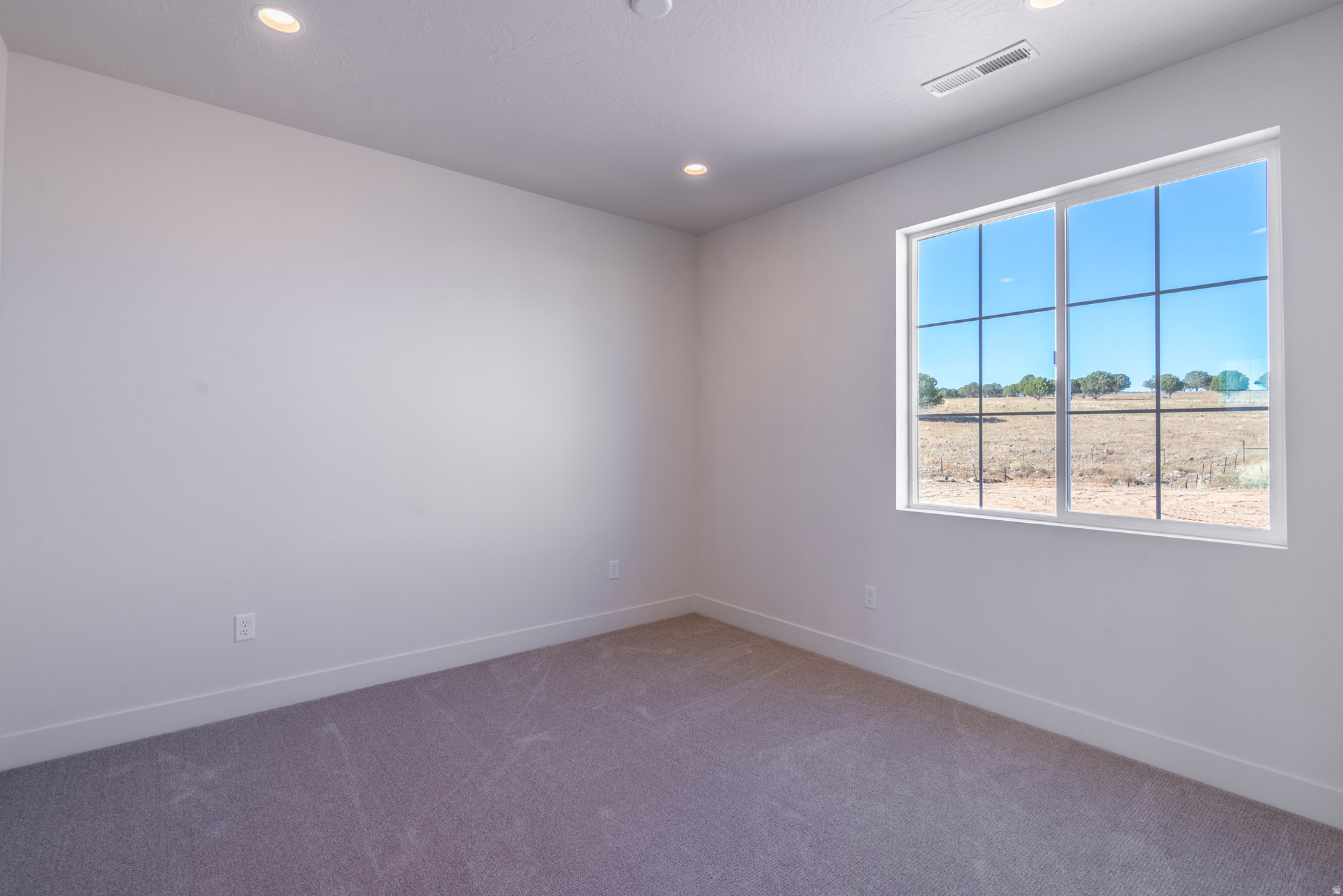 NORTH HILL EST - Residential