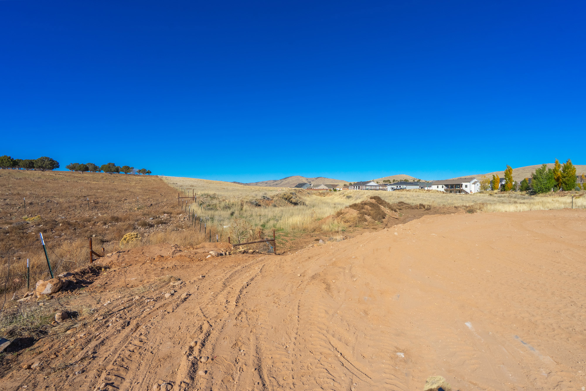 NORTH HILL EST - Residential