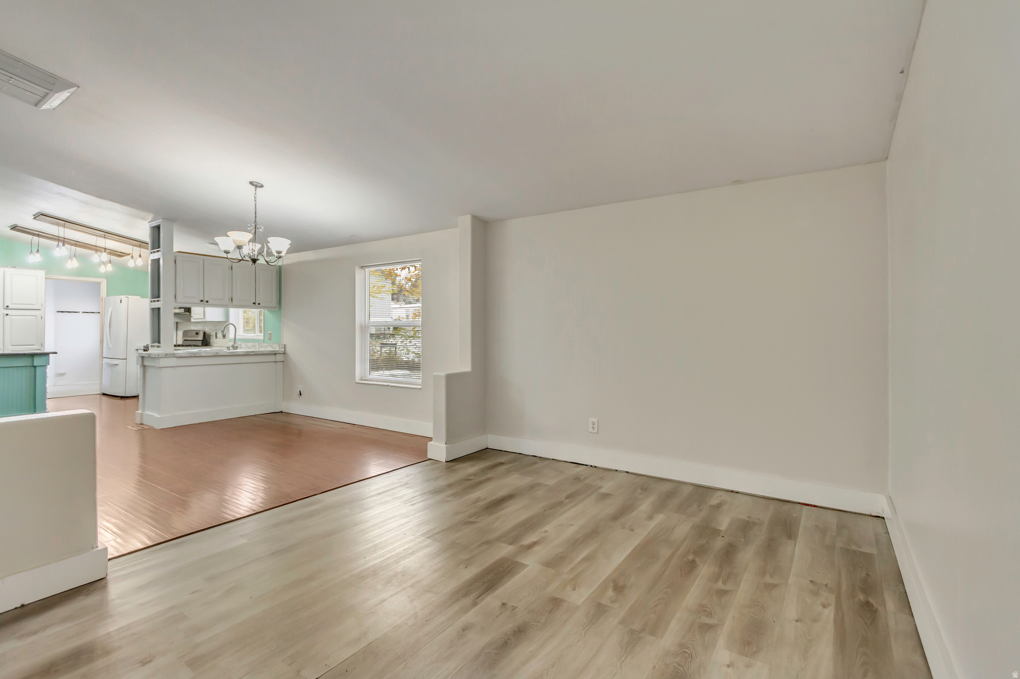 RIDGEWOOD ESTATES - Residential