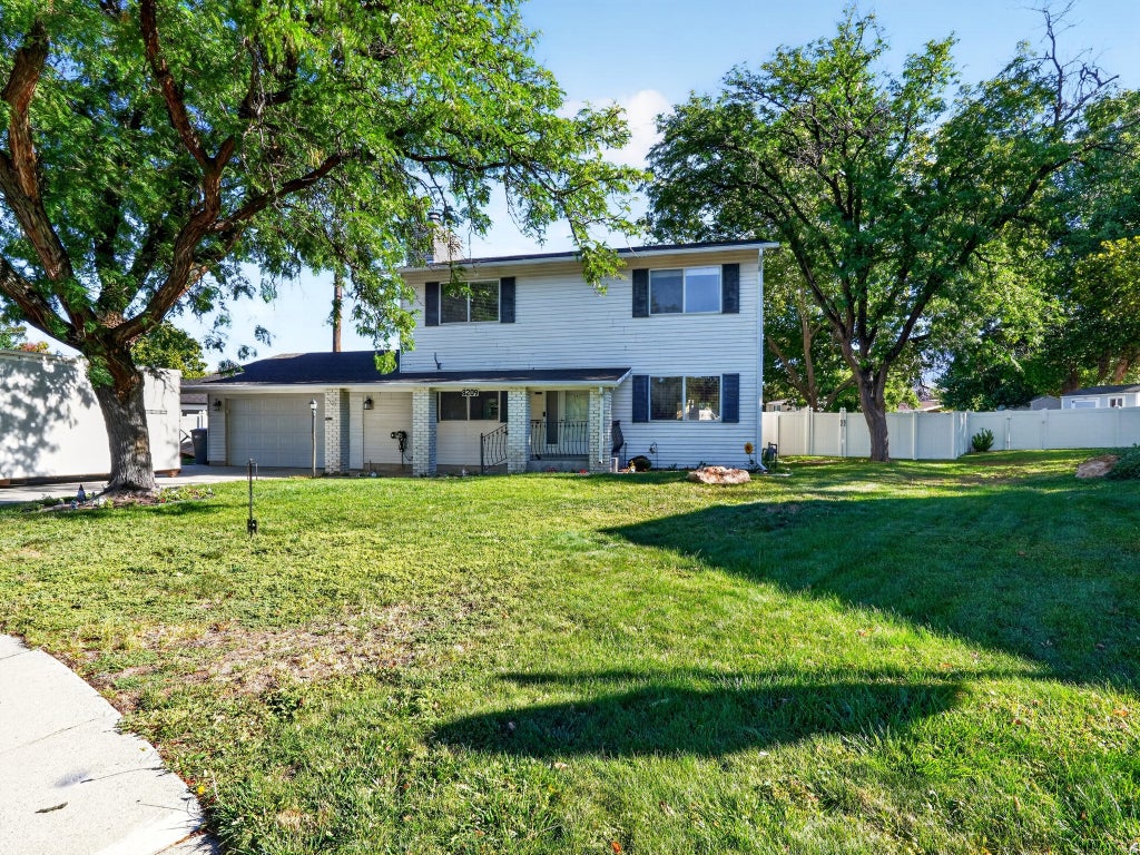 Photo of 8209 S VALENCIA PL, Sandy, UT 84093 (MLS # 2183616)