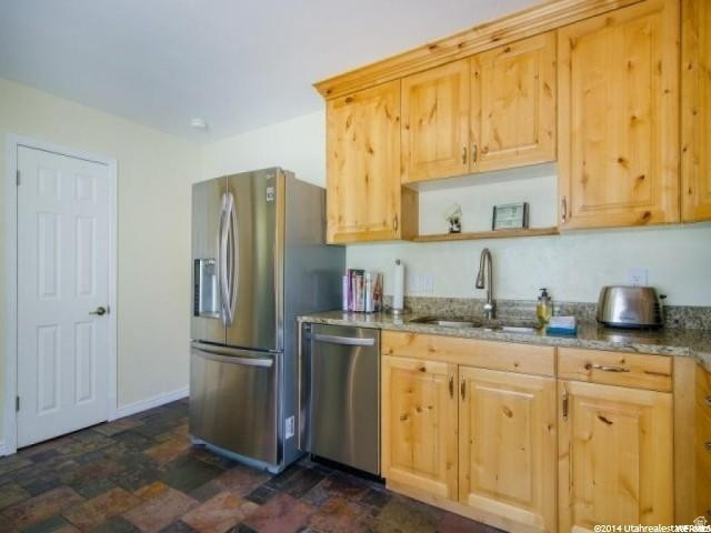 CANYON RIM - Residential