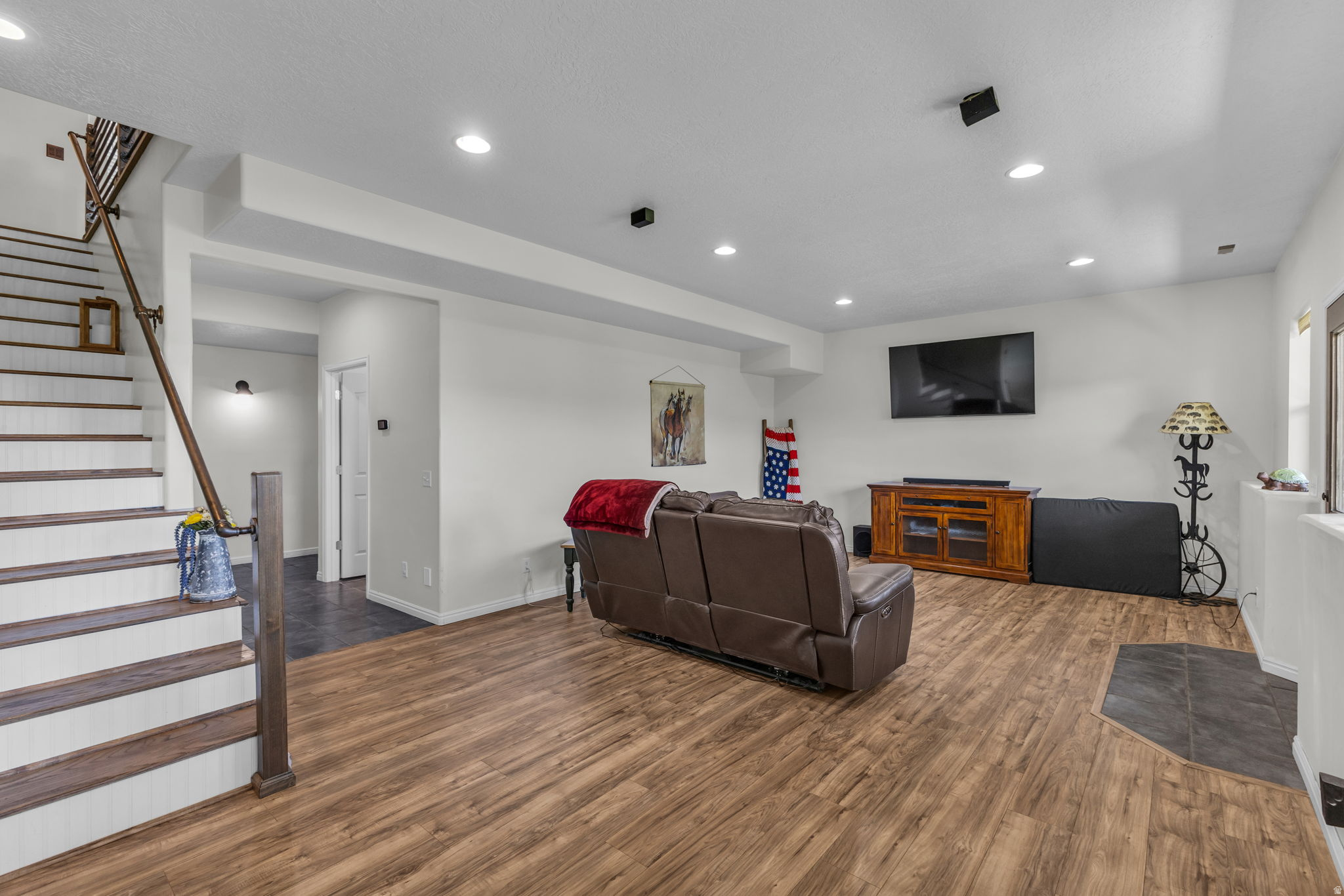 NORTH SUMMIT - Residential