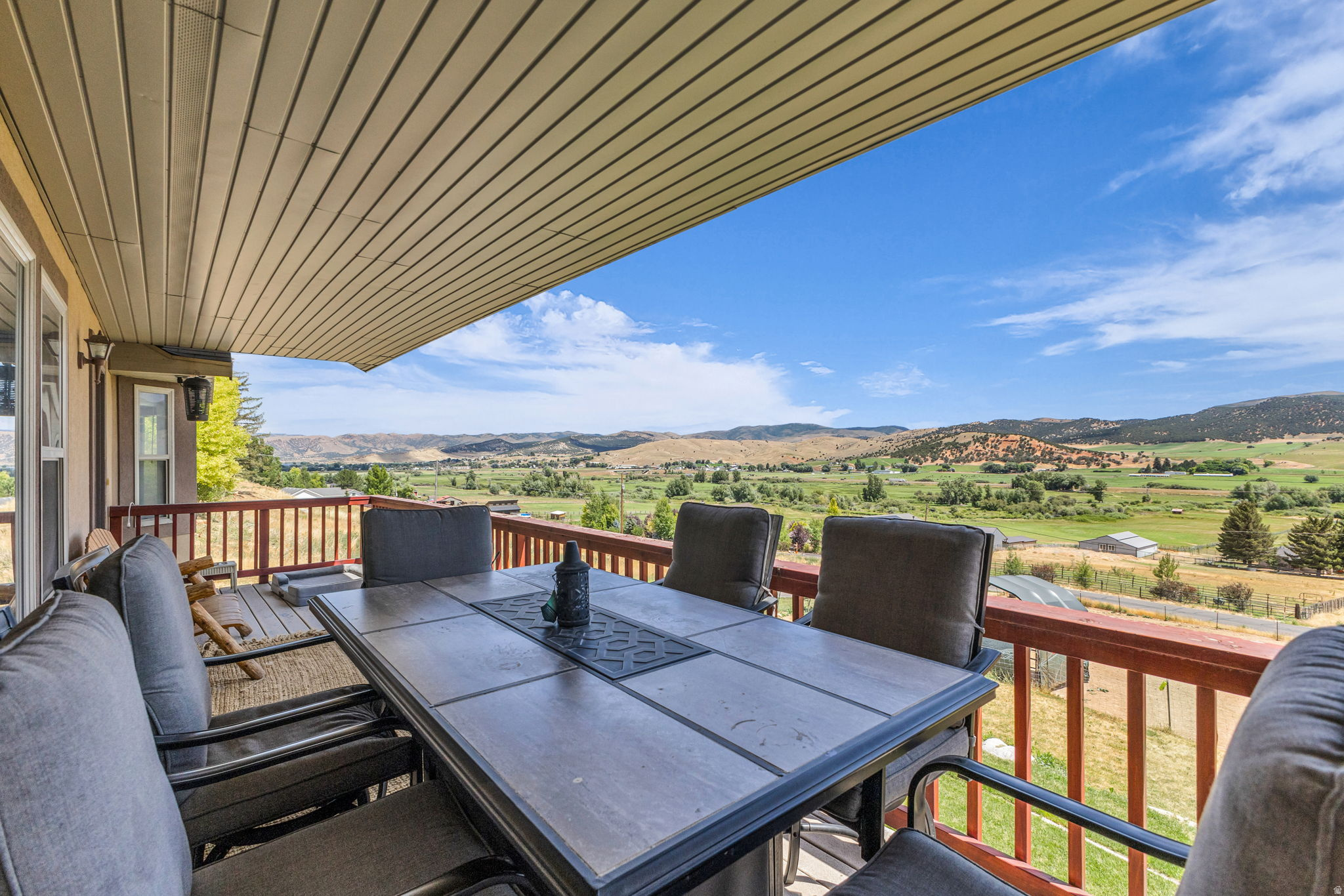 NORTH SUMMIT - Residential