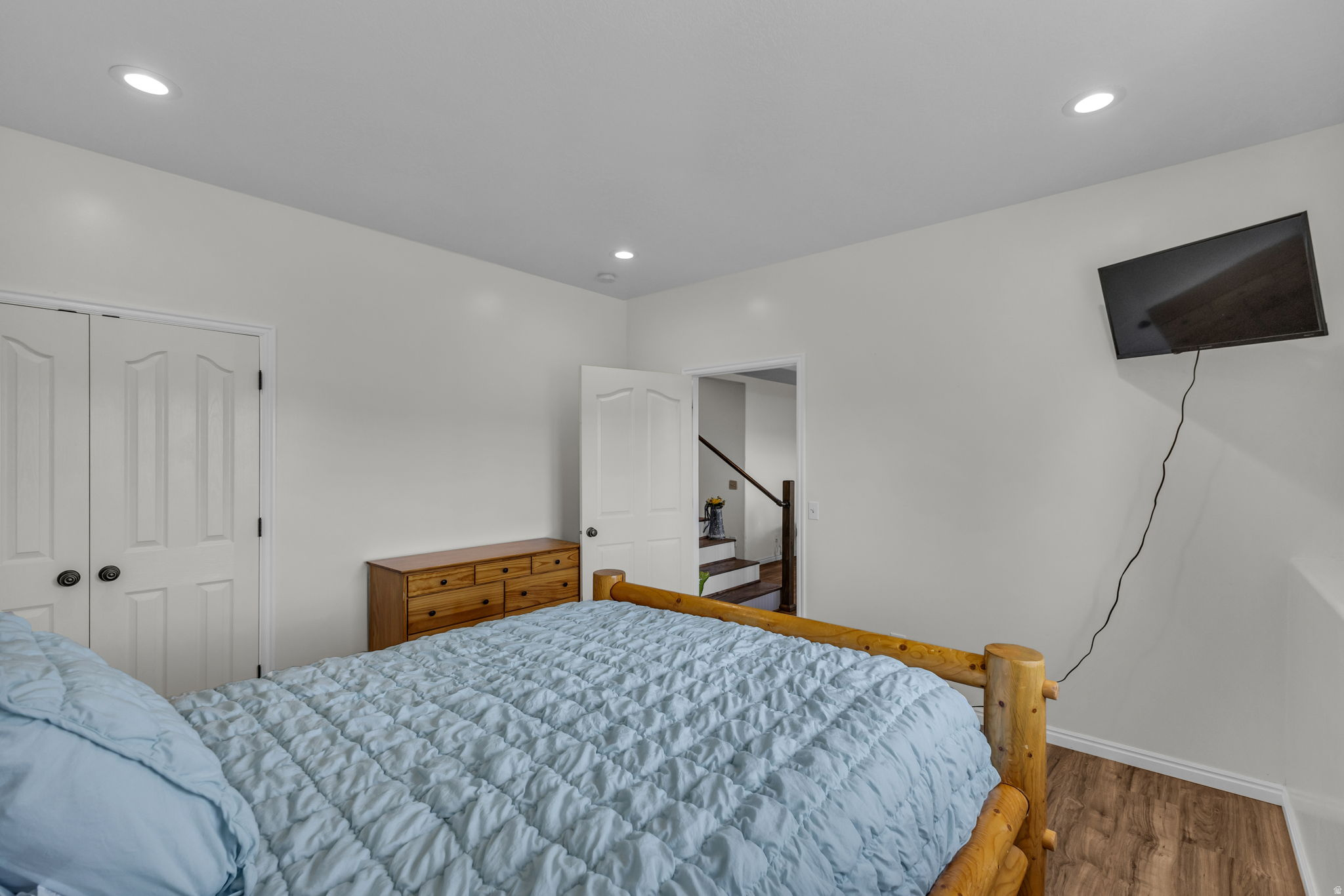 NORTH SUMMIT - Residential