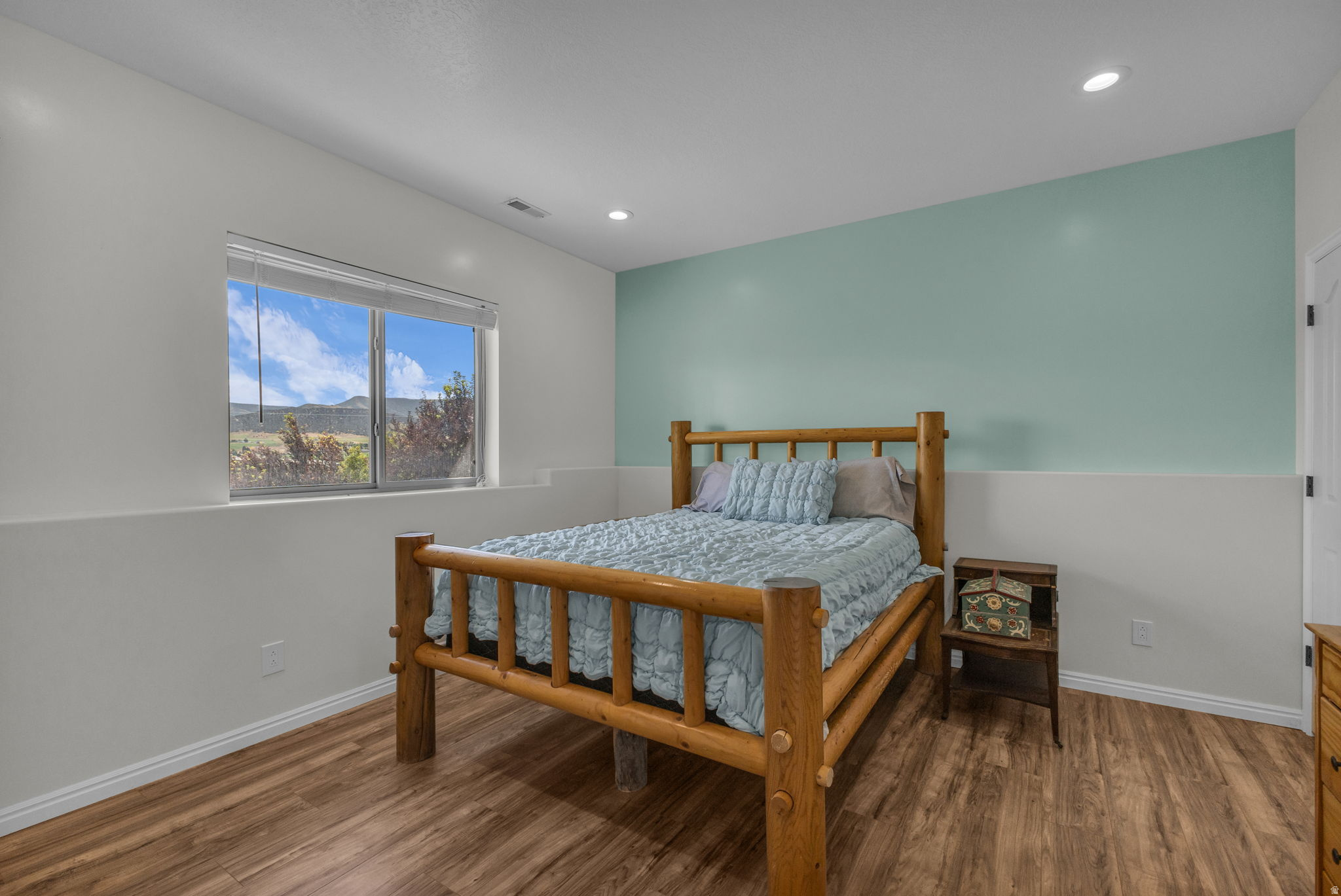 NORTH SUMMIT - Residential