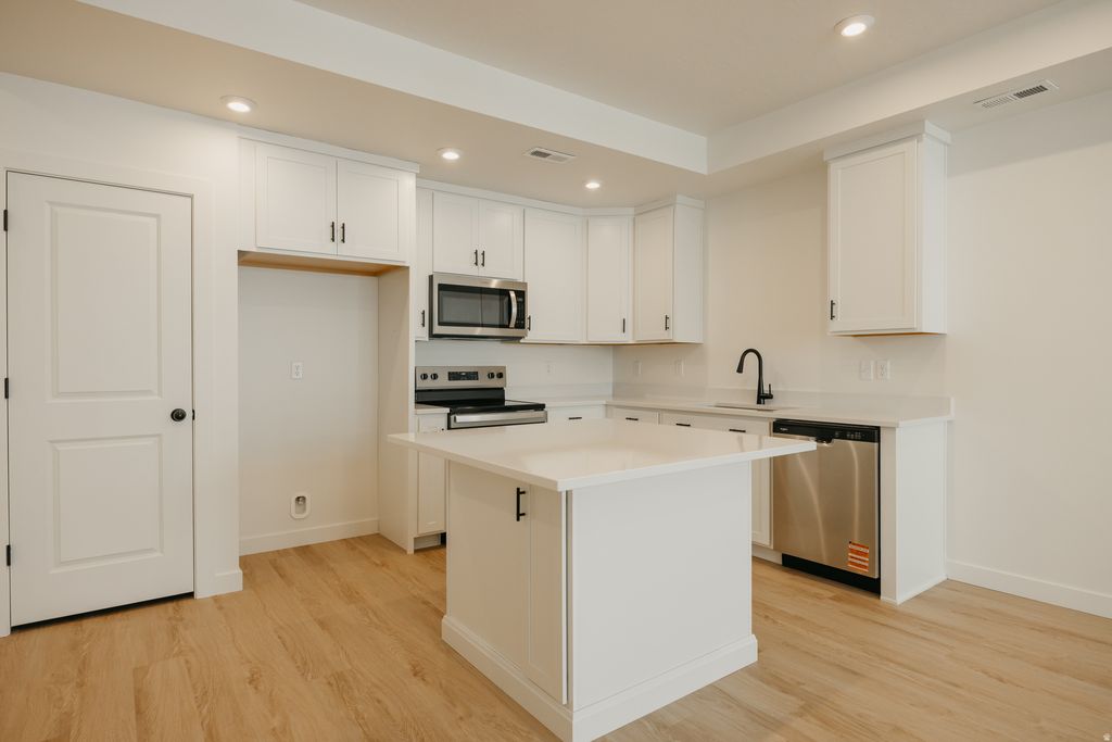 Photo of 247 E 1825 N #10, North Ogden, UT 84414 (MLS # 2122995)