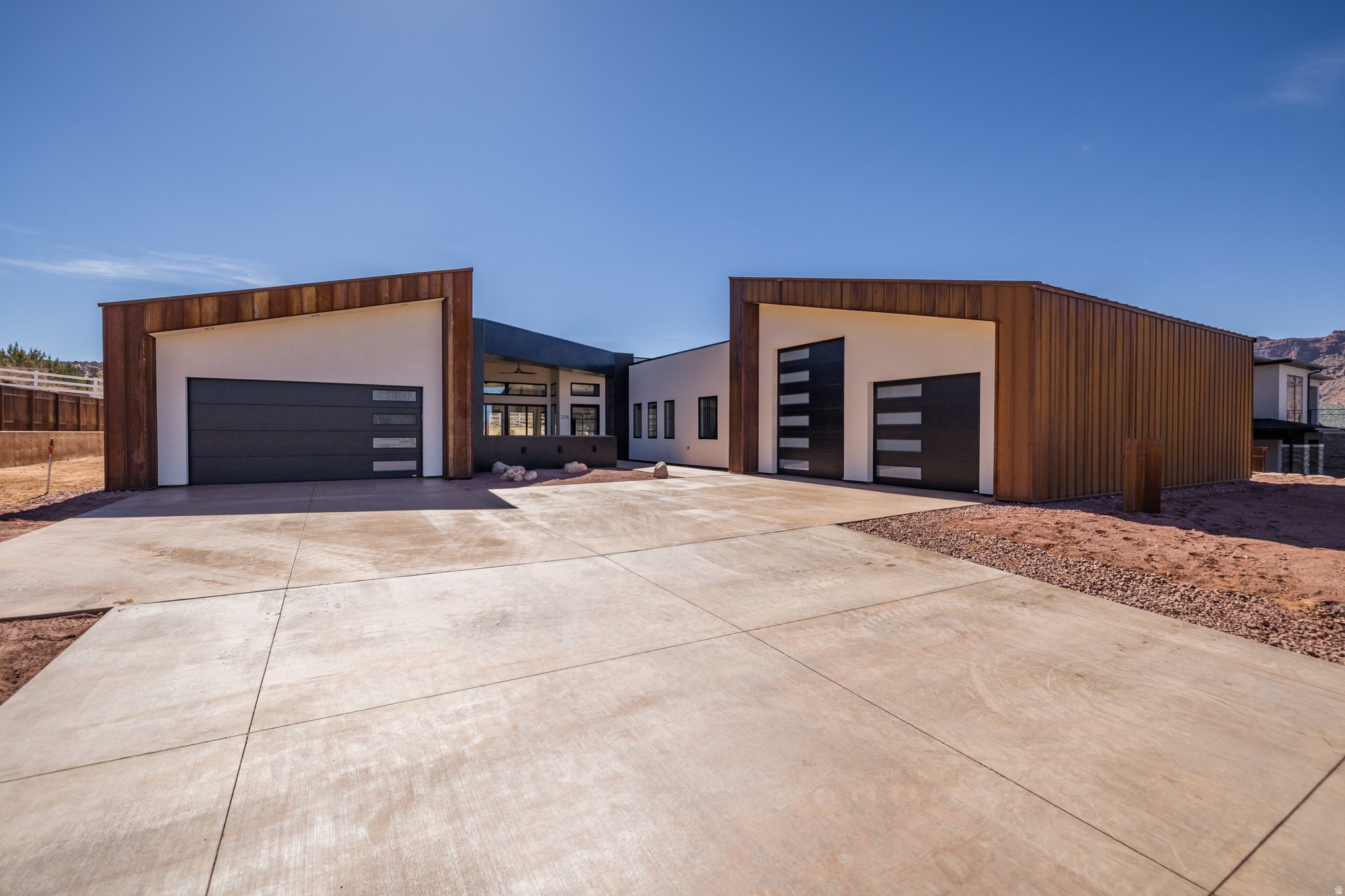 PUESTA DEL SOL - Residential