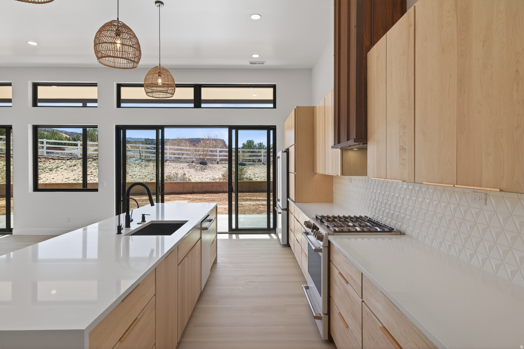 PUESTA DEL SOL - Residential