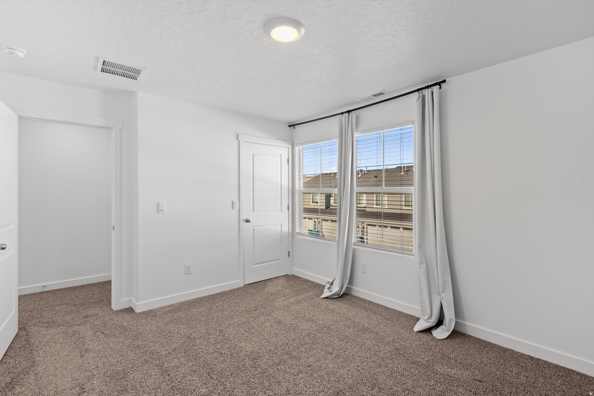 COLD SPRING RANCH - Residential