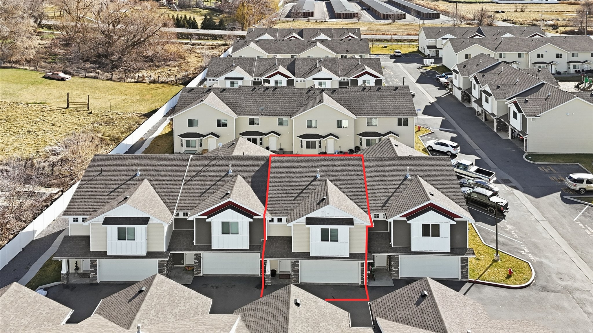 GREEN MEADOW VILLAS - Residential