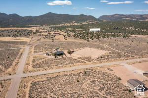 8836 W 3200, Cedar City, Utah image 41