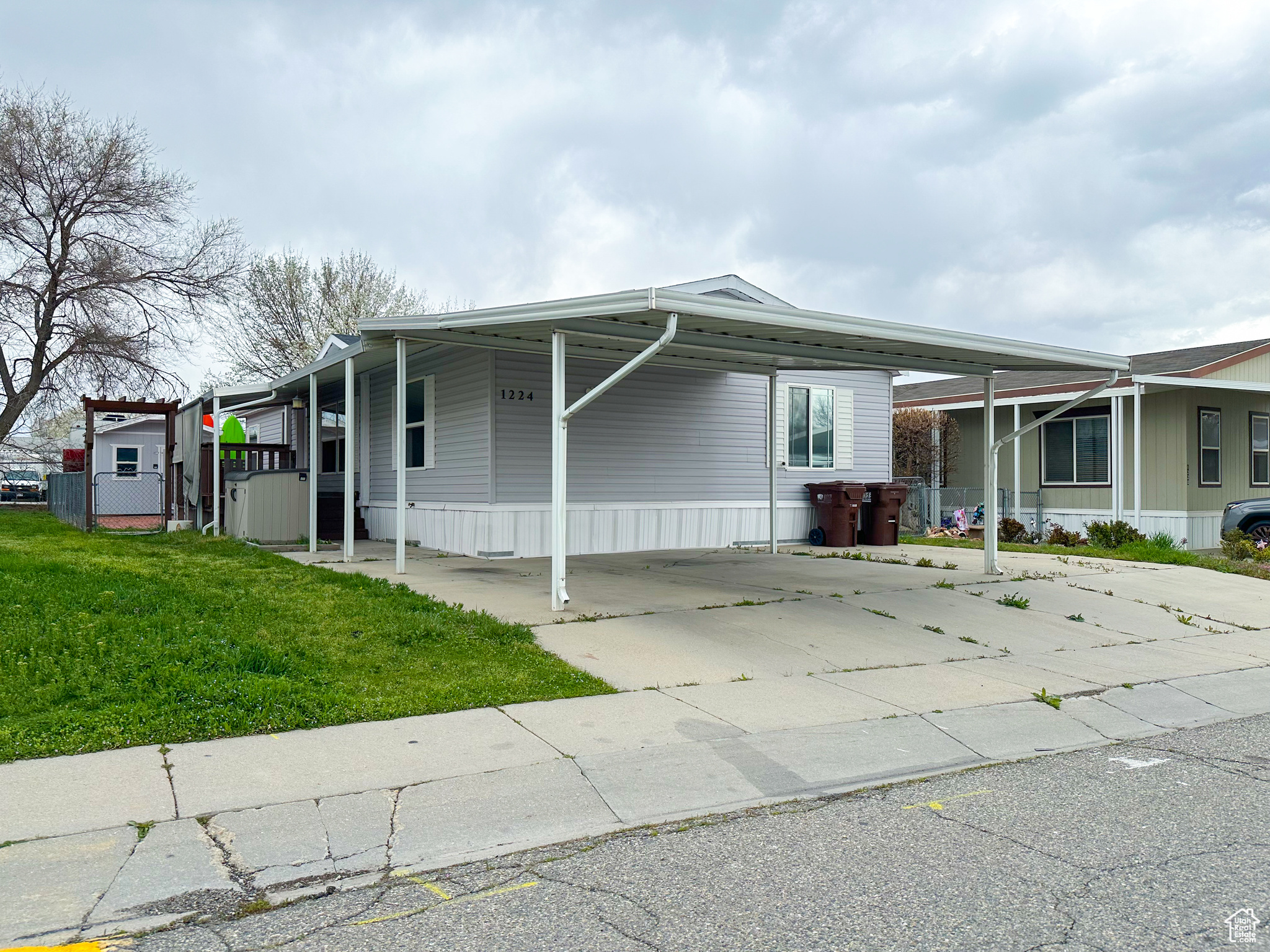 1224 W Meadow Stream Rd #24, West Valley City, Utah image 3