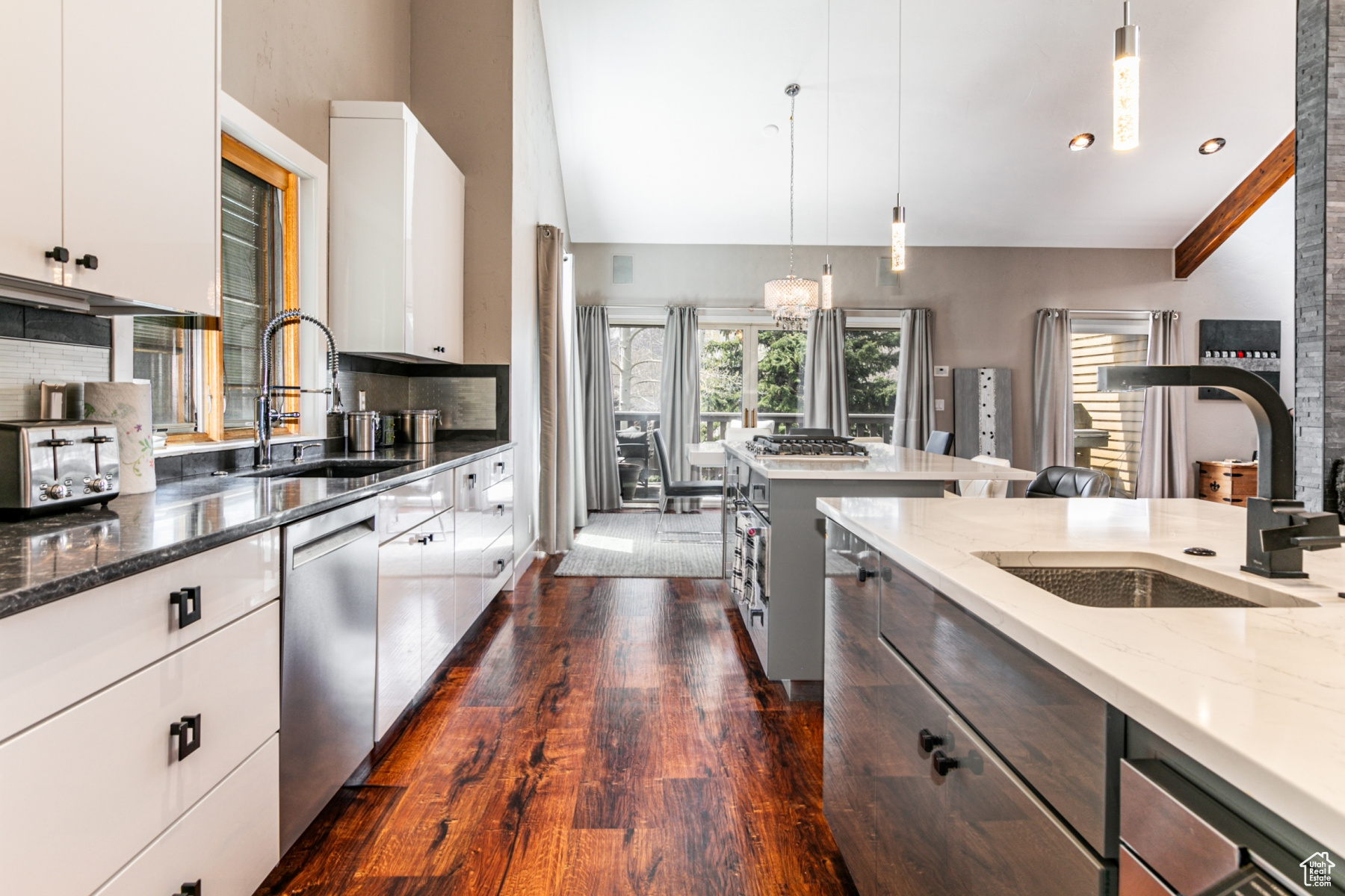 Park City, Utah 84060, United States, 3 Bedrooms Bedrooms, ,3 BathroomsBathrooms,Residential,Pending,58700