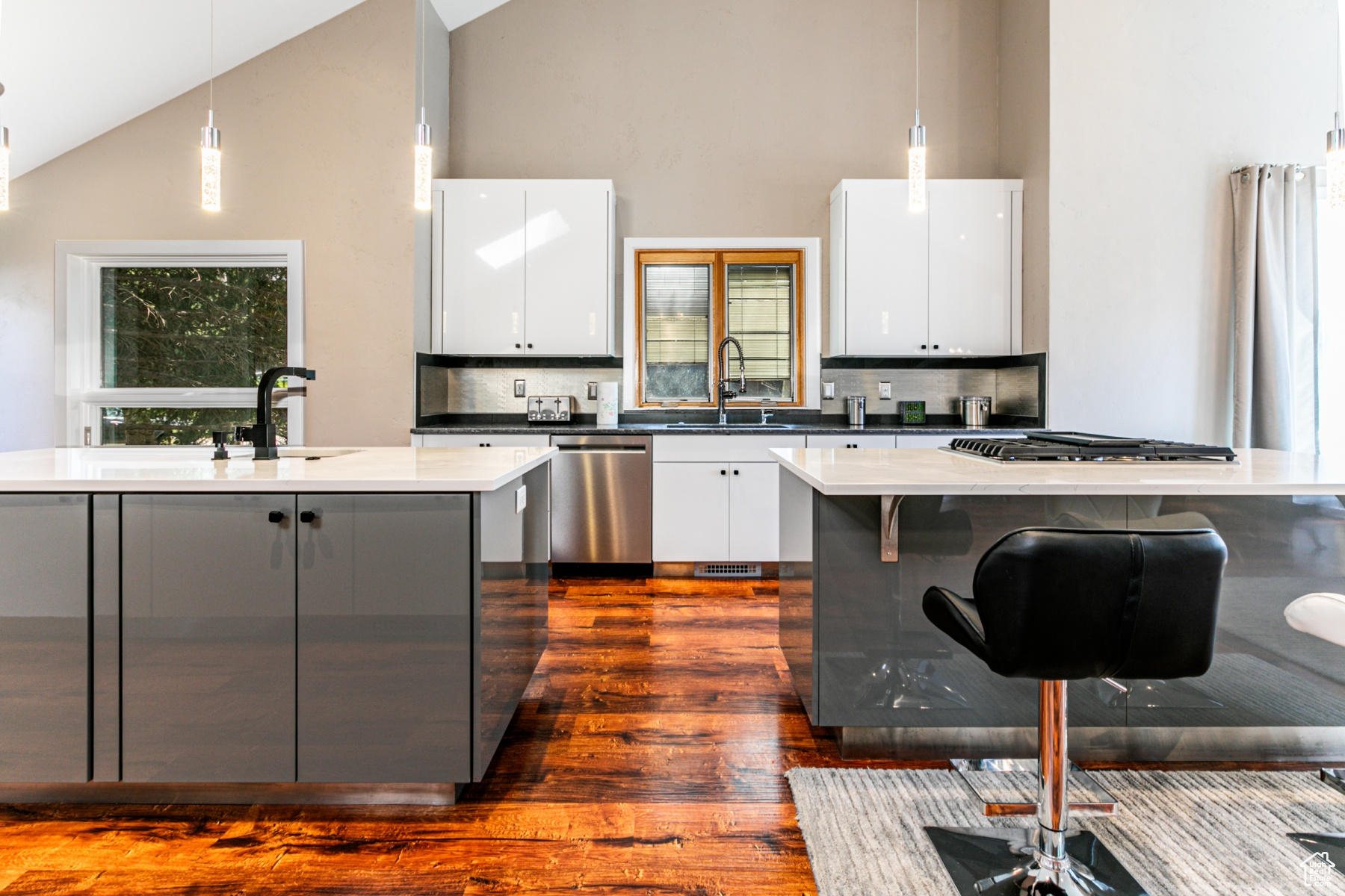 Park City, Utah 84060, United States, 3 Bedrooms Bedrooms, ,3 BathroomsBathrooms,Residential,Pending,58700