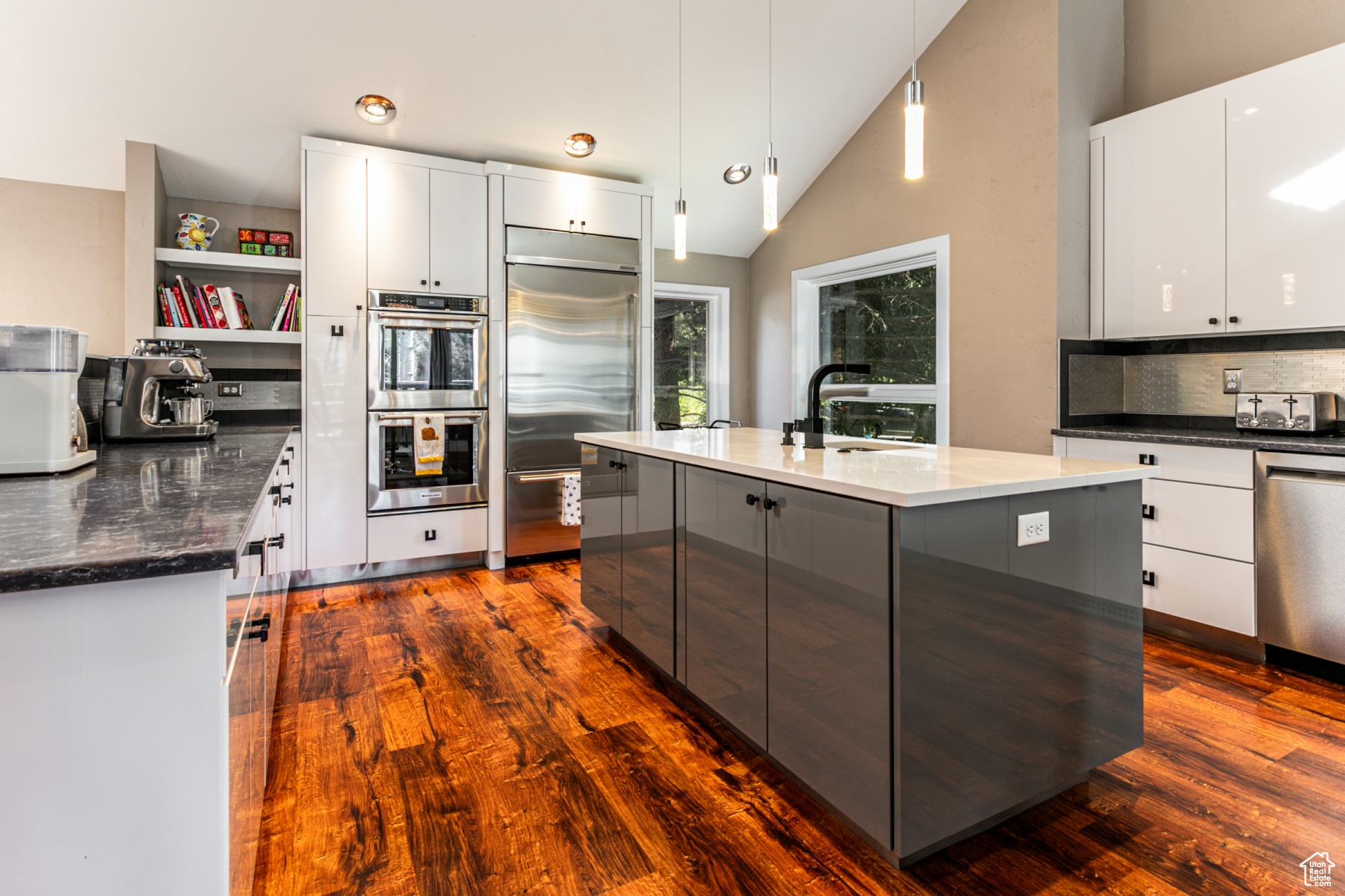 Park City, Utah 84060, United States, 3 Bedrooms Bedrooms, ,3 BathroomsBathrooms,Residential,Pending,58700