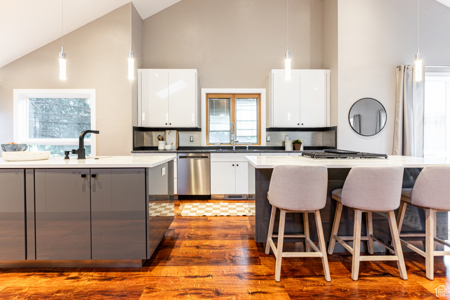 Park City, Utah 84060, United States, 3 Bedrooms Bedrooms, ,3 BathroomsBathrooms,Residential,Pending,58700