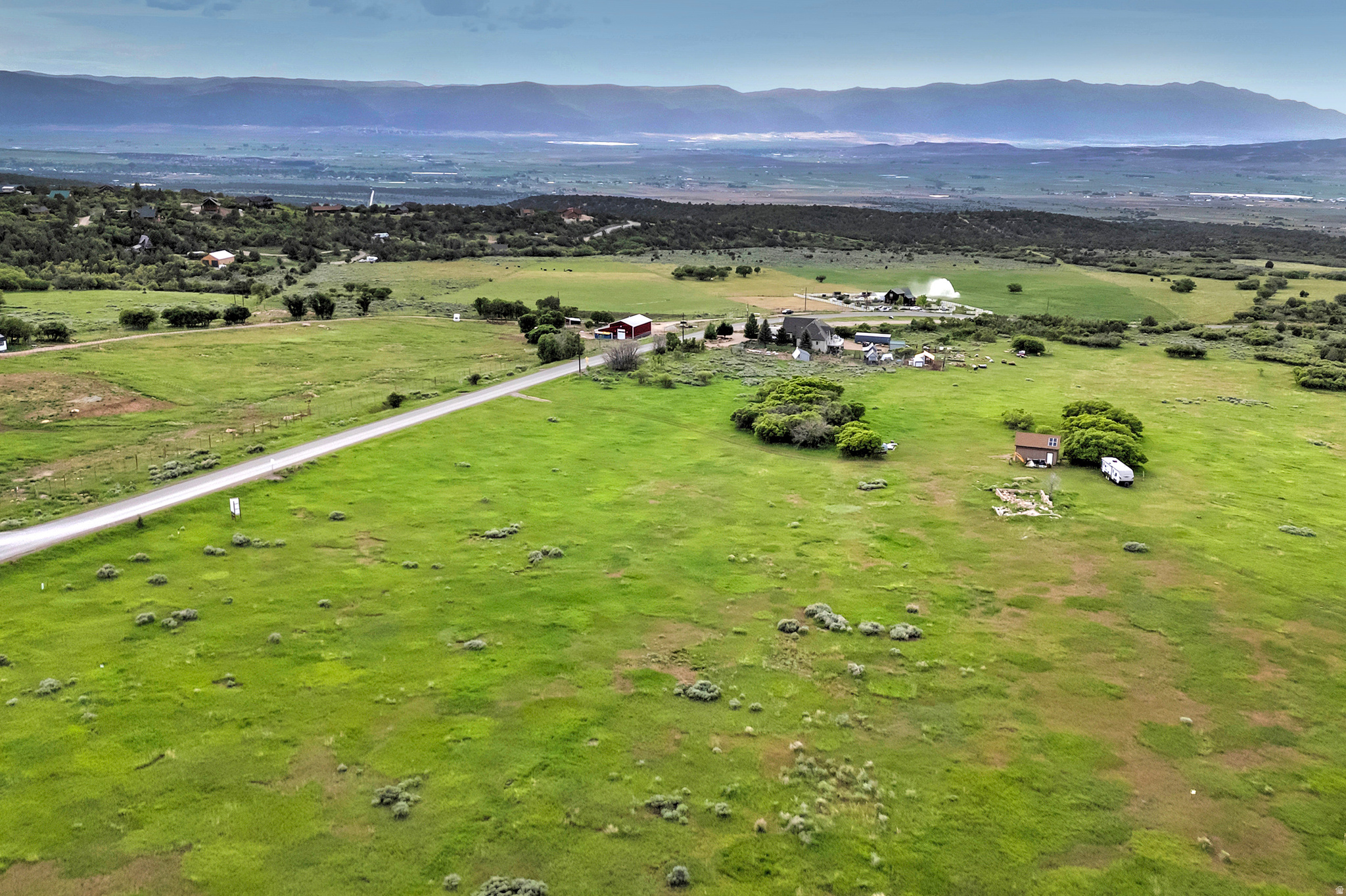 SUNDOWNER WEST - Land