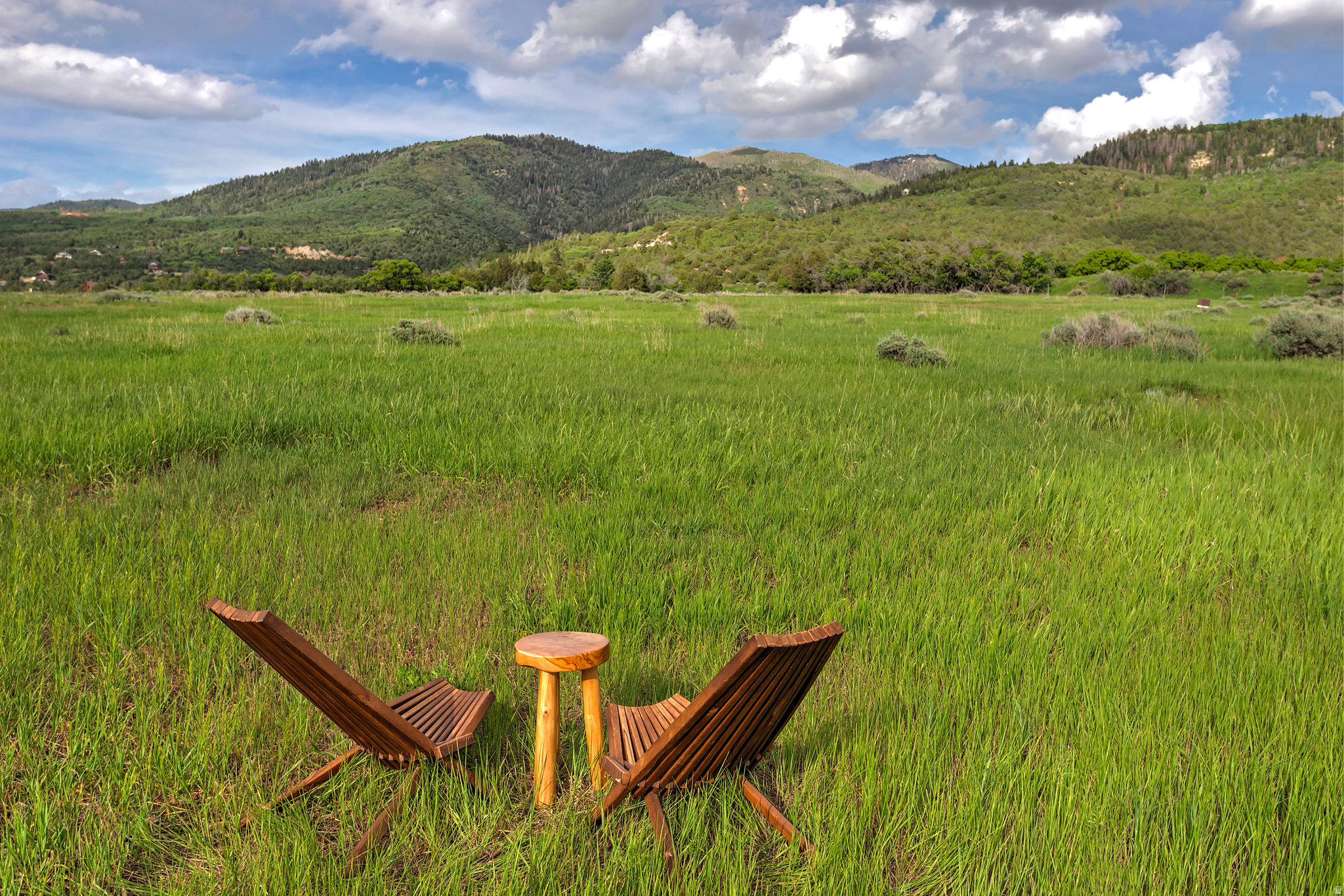 SUNDOWNER WEST - Land