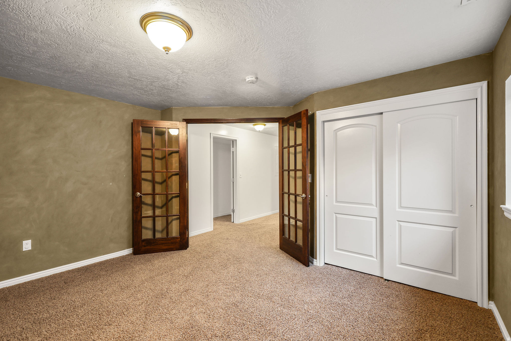 ERICKSON MEADOWS - Residential